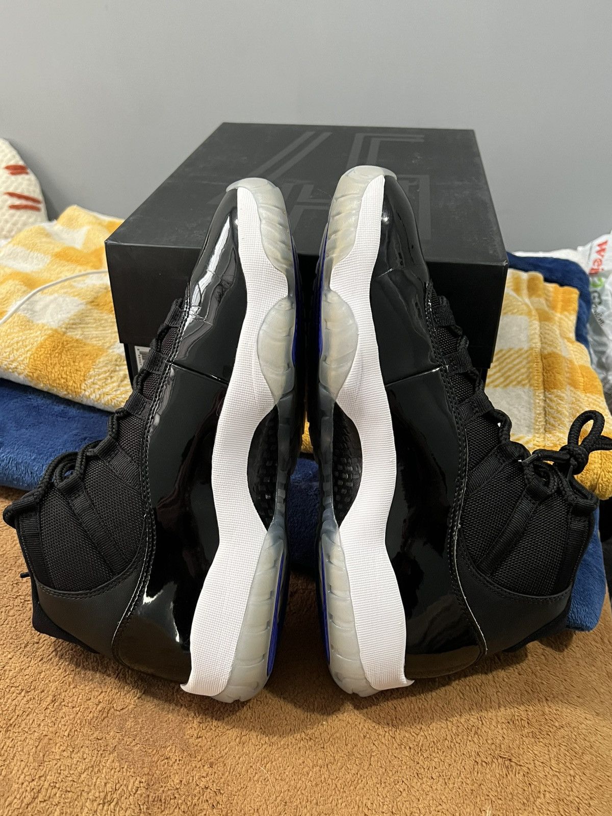 Jordan Brand Jordan 11 Space Jam 2016 Size US 11 / EU 44 - 8 Thumbnail
