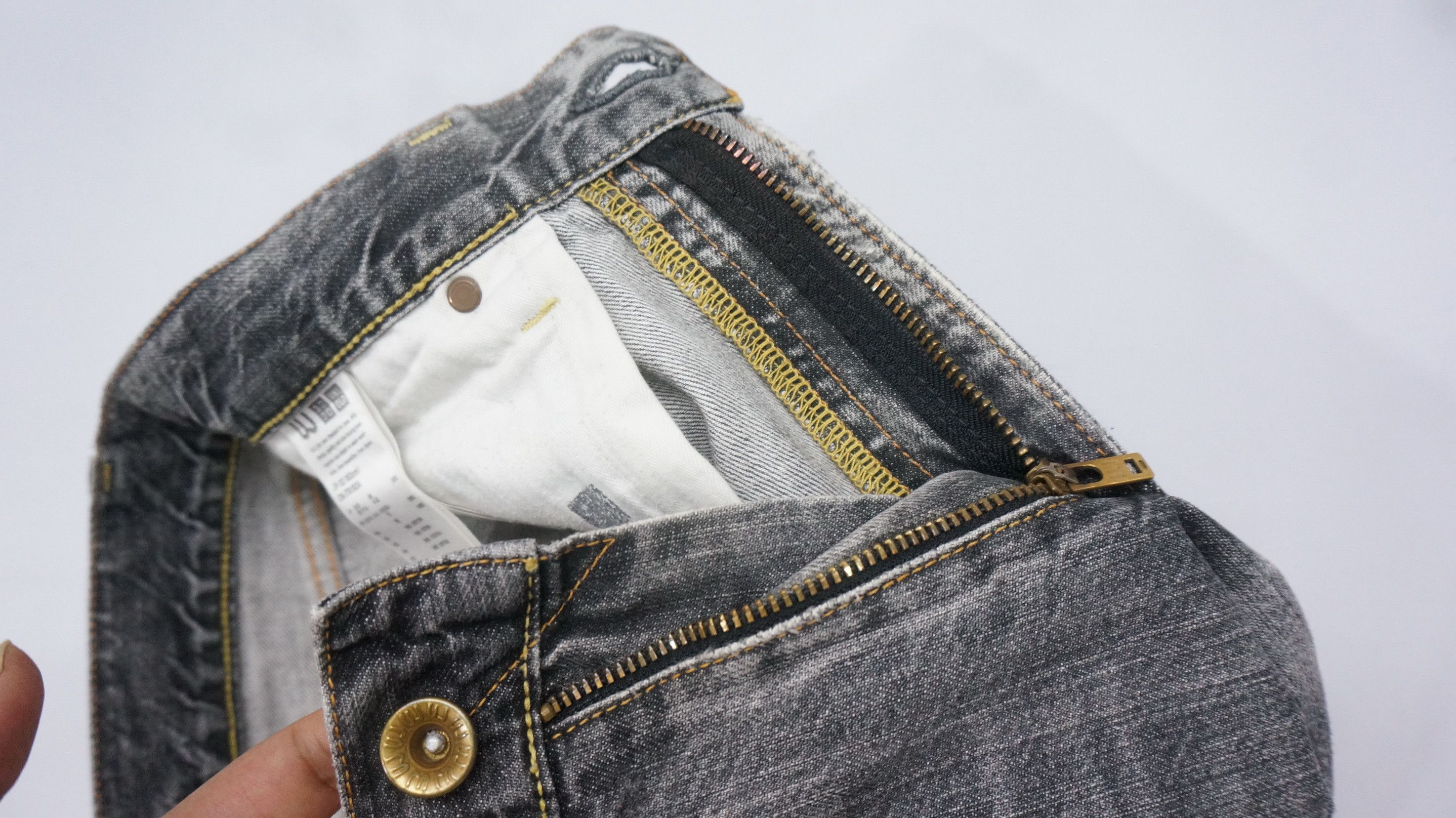 Undercover × Uniqlo Uniqlo Jeans UJ S002 Ash Grey Distressed Jeans W32 Size US 32 / EU 48 - 14 Thumbnail