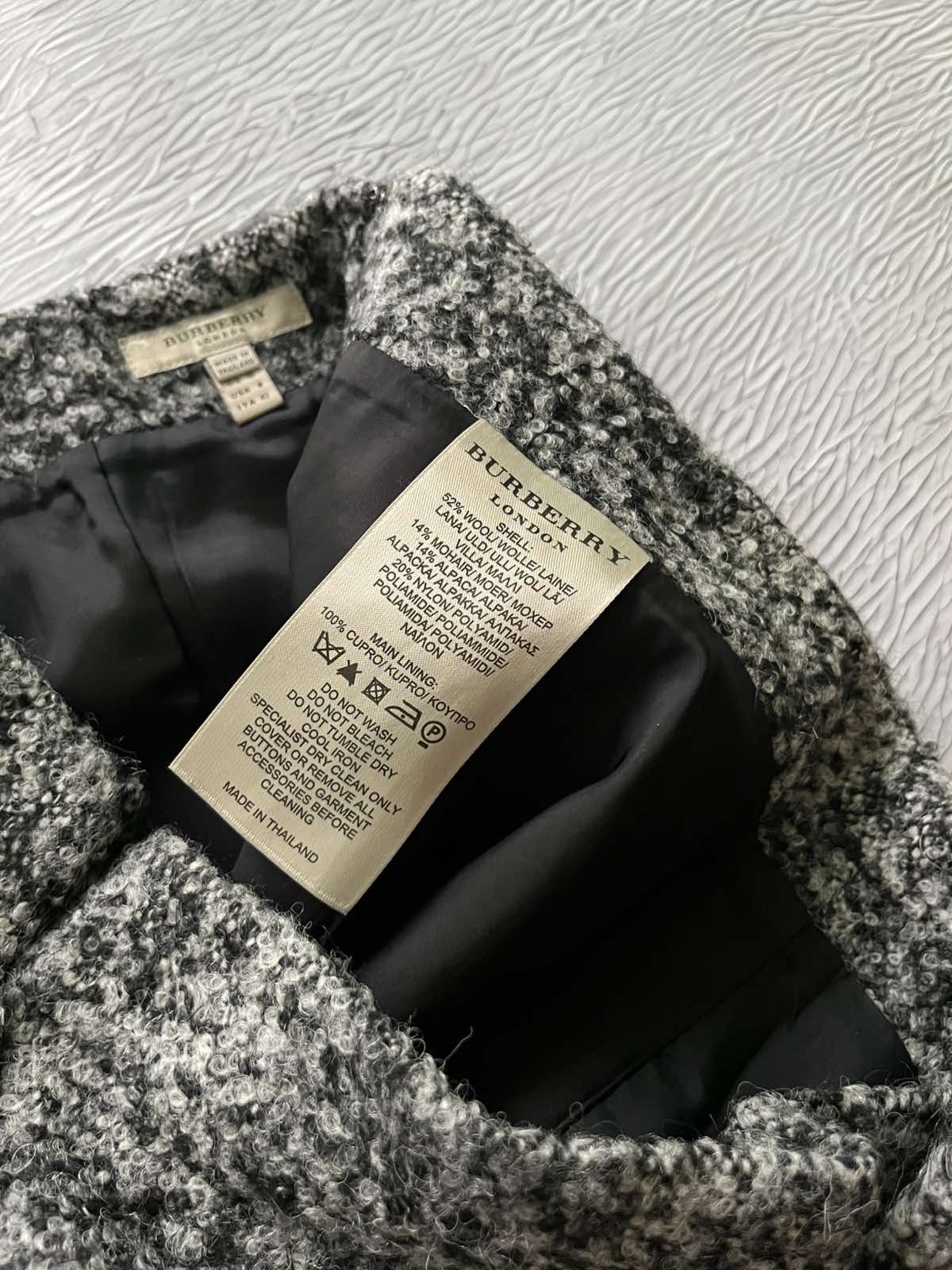 Burberry Burberry London Wool Mini Skirt Gray Women’s Size:8 Size 30" / US 8 / IT 44 - 7 Thumbnail