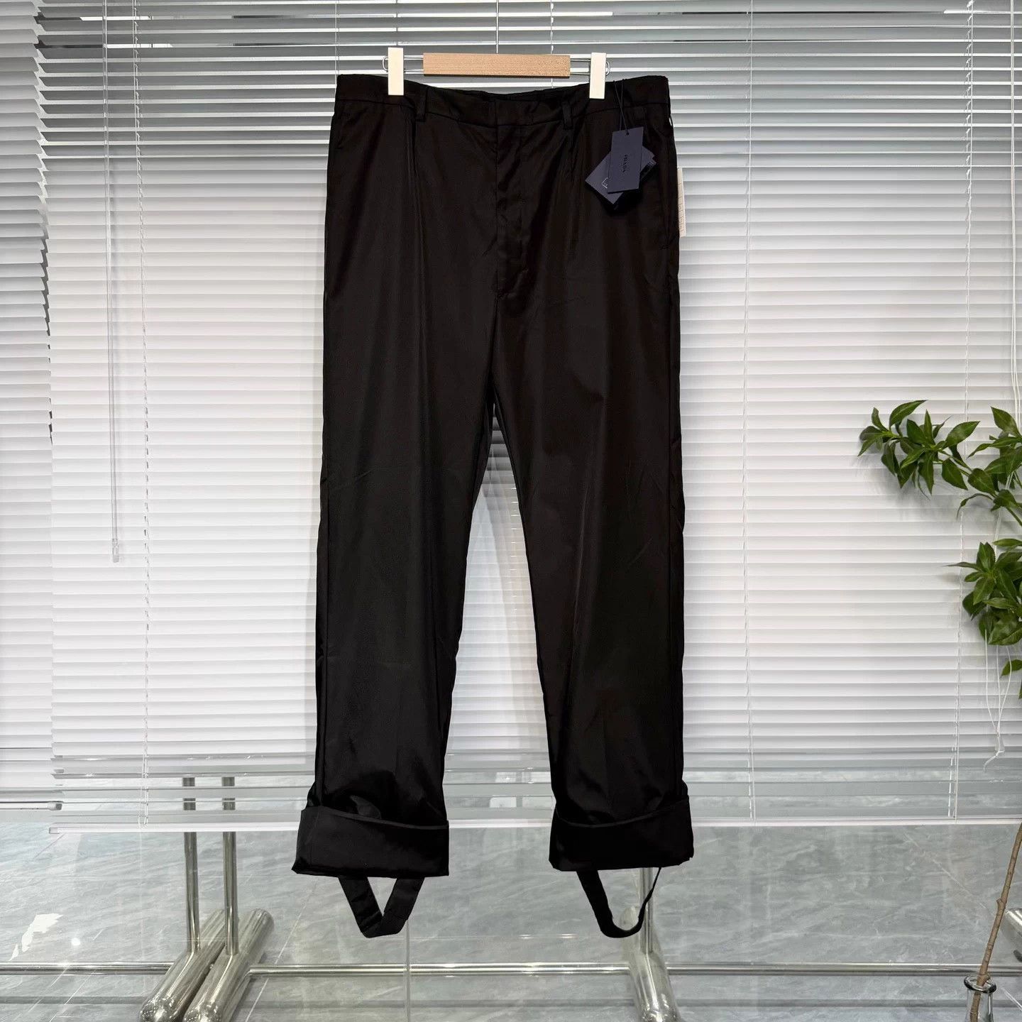 Prada Prada casual trousers, size 52 Size US 36 / EU 52 - 1 Thumbnail
