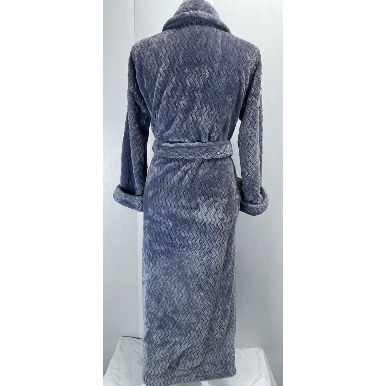 Vintage Natori Women's Long Fleece Robe with Belt and Pockets, Grey/Purple, Cozy, Regular Size Size ONE SIZE - 3 Thumbnail