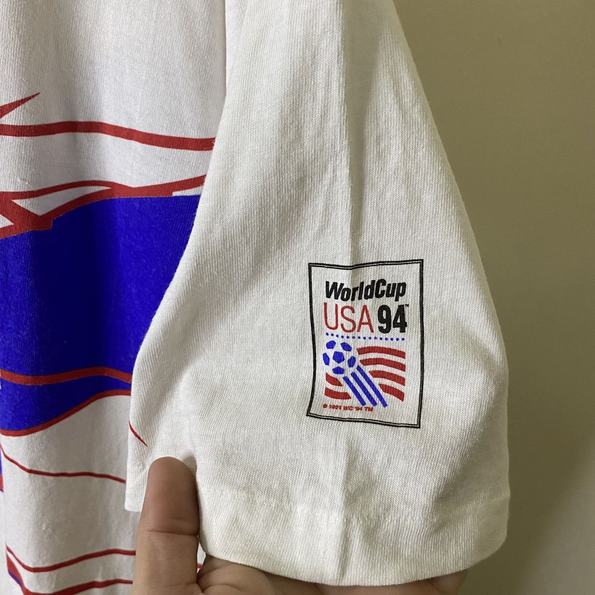 Vintage Vintage 1994 Fifa World Cup USA Los Angeles Team Gear USA T Size US XL / EU 56 / 4 - 4 Thumbnail