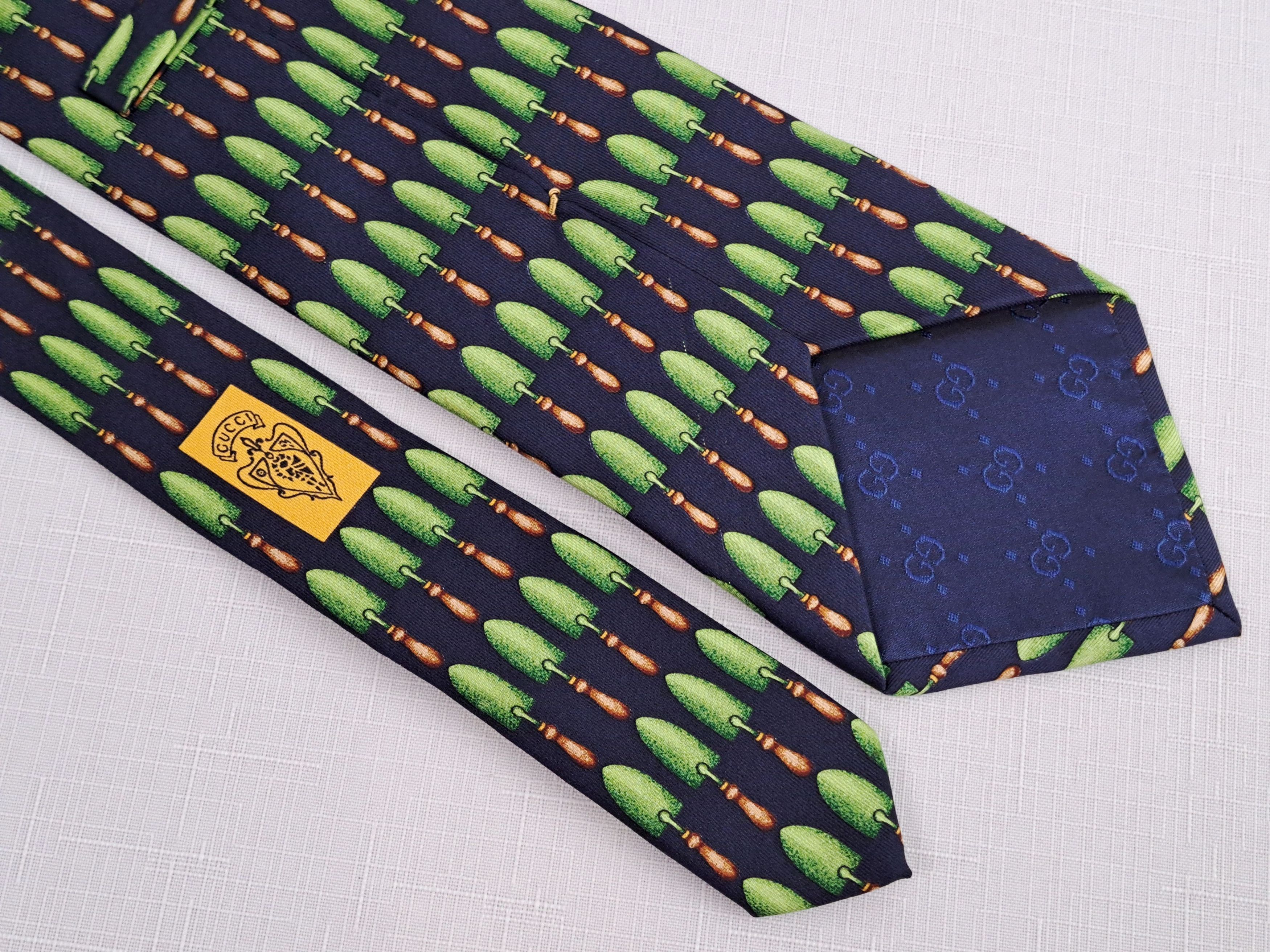 Gucci GUCCI dark blue printed silk tie. Made in Italy. Size ONE SIZE - 1 Thumbnail