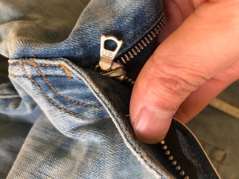 Amiri Amiri ripped jeans Size US 34 / EU 50 - 9 Thumbnail