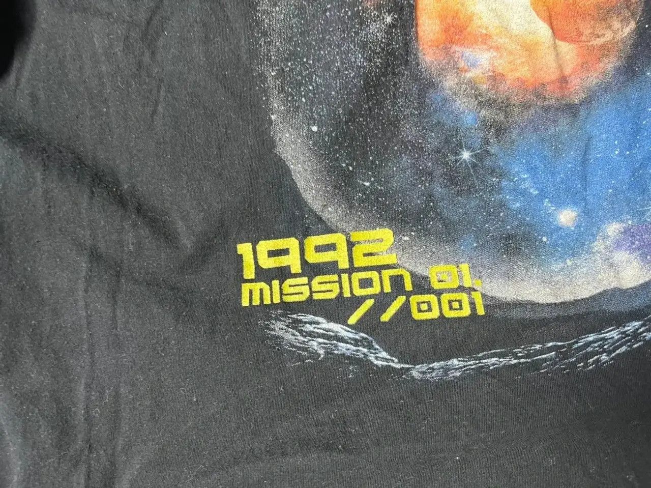 Band Tees Escape reality T-shirt vintage 1992 mission size XLarge Size US XL / EU 56 / 4 - 5 Thumbnail