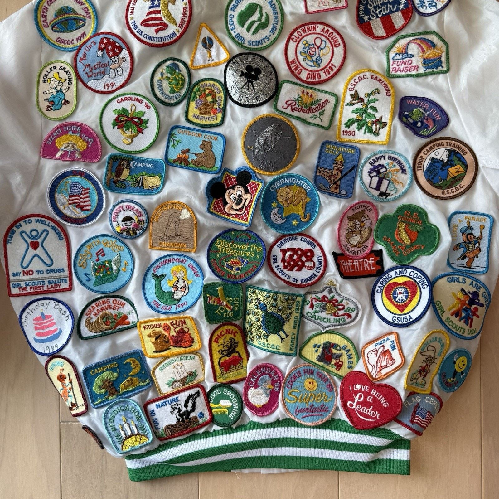Vintage Vintage Girl Scout Bomber Jacket Medium White 80s Made USA Size US L / EU 52-54 / 3 - 10 Thumbnail