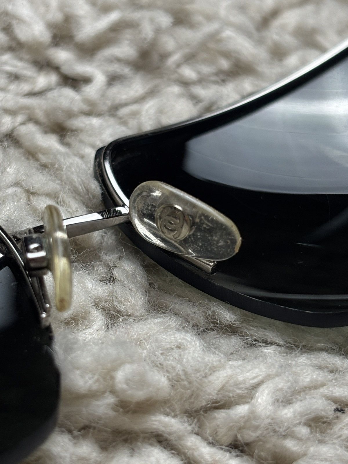 Chanel Chanel Vintage Y2K Rimless Swarovski Rhinestone Sunglasses Size ONE SIZE - 9 Thumbnail