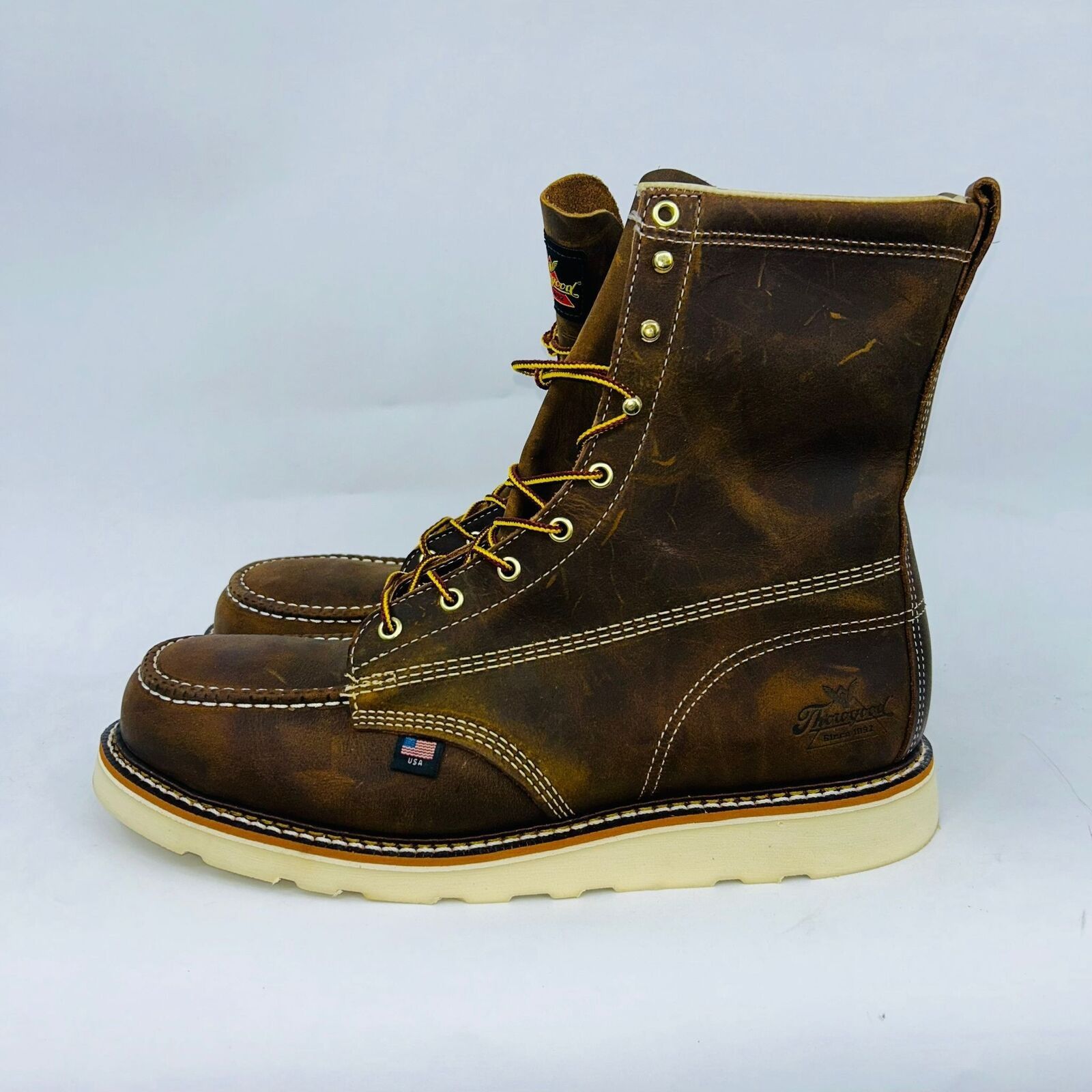 Merrell THOROGOOD MENS 8" MOC TOE COMFORTABLE WORK BOOTS SIZE 12EE Size US 12 / EU 45 - 4 Thumbnail