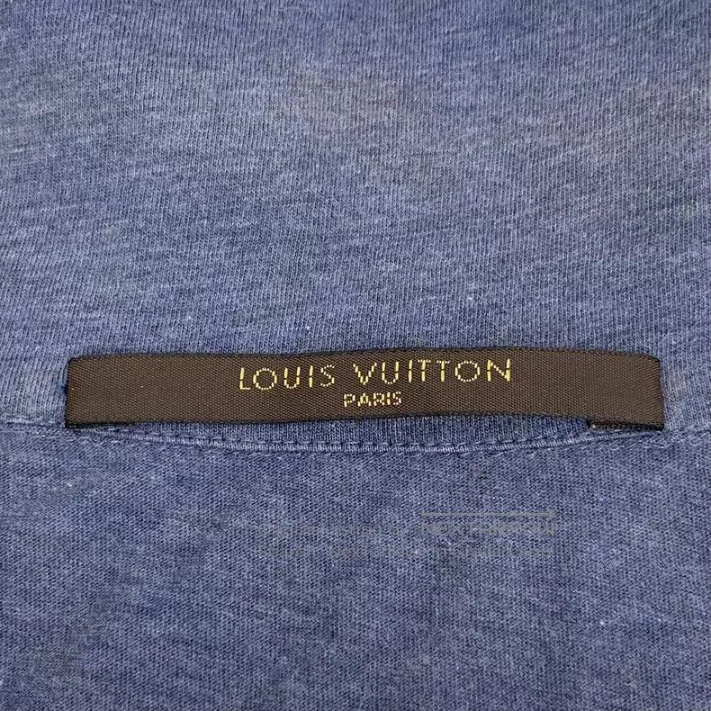 Louis Vuitton Louis Vuitton Dark blue logo presbyopic cotton lapel short Size US M / EU 48-50 / 2 - 5 Thumbnail