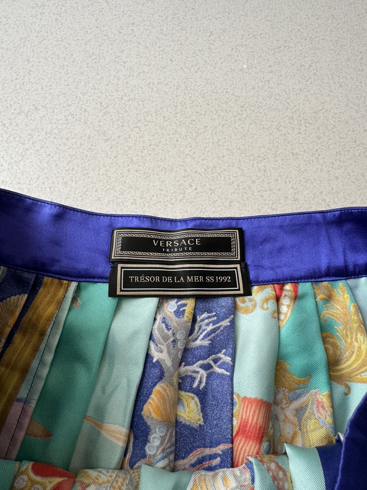 Versace SS 18 Tresor de La Mer Silk Mini Skirt Size 27" / US 4 / IT 40 - 3 Thumbnail