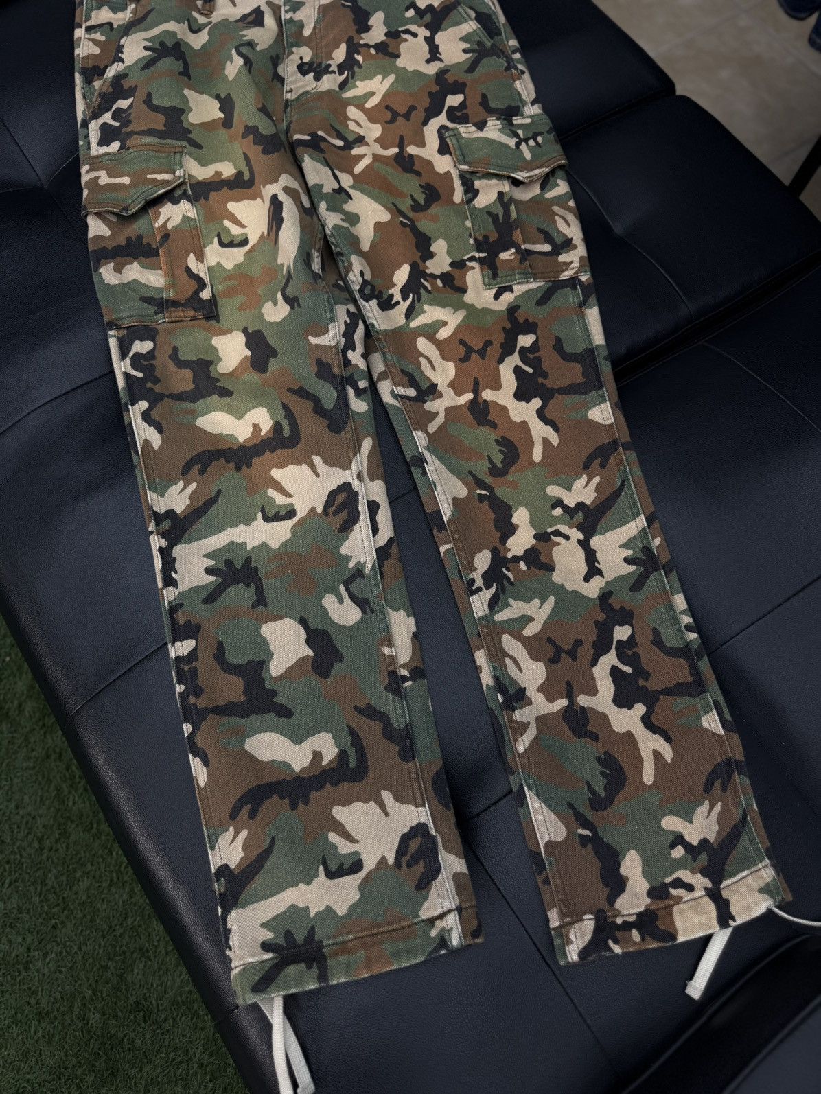 Purple Brand Purple Brand Cargo Camo Pants Size M Pre Owned 🧼 Size US 32 / EU 48 - 3 Thumbnail