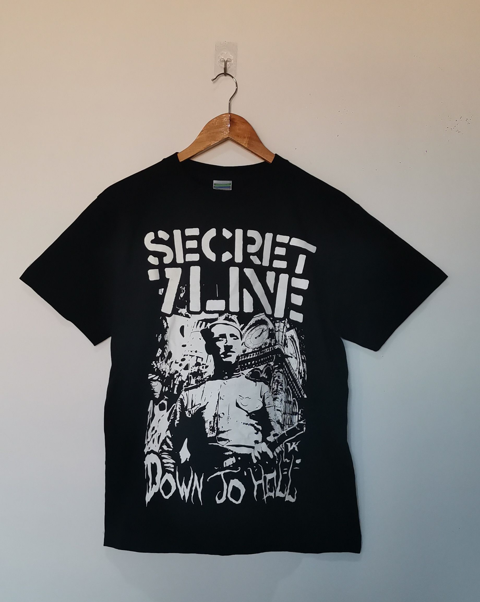 Band Tees Secret 7 Line (Down to Hell) Band Punk rock Japanese Tee Size US M / EU 48-50 / 2 - 1 Thumbnail