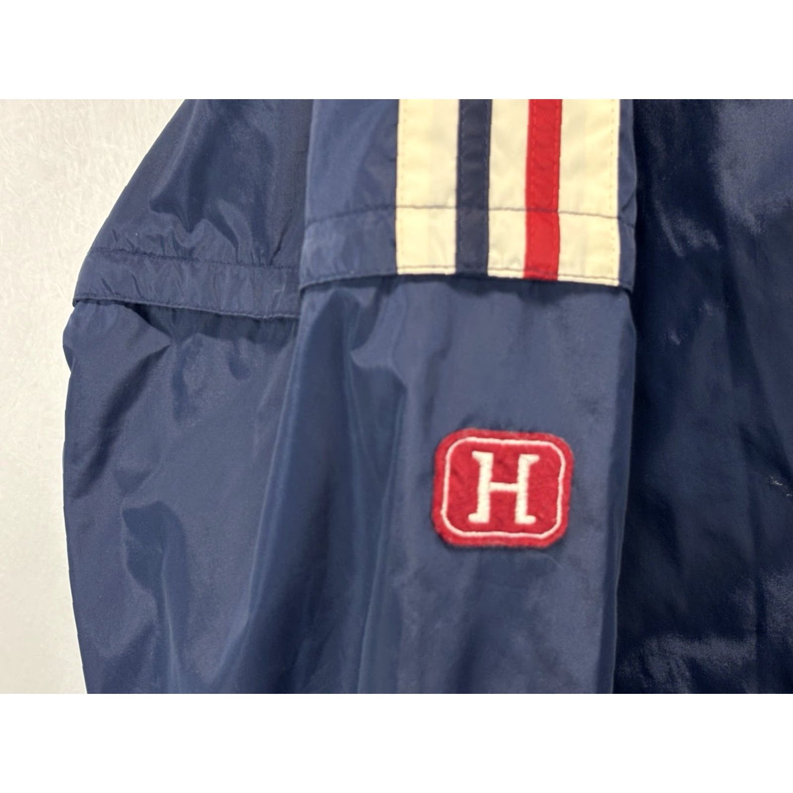 Tommy Hilfiger VINTAGE Tommy Hilfiger Windbreaker Jacket Men 2XL Navy Zip Off Sleeves Size US XXL / EU 58 / 5 - 4 Thumbnail