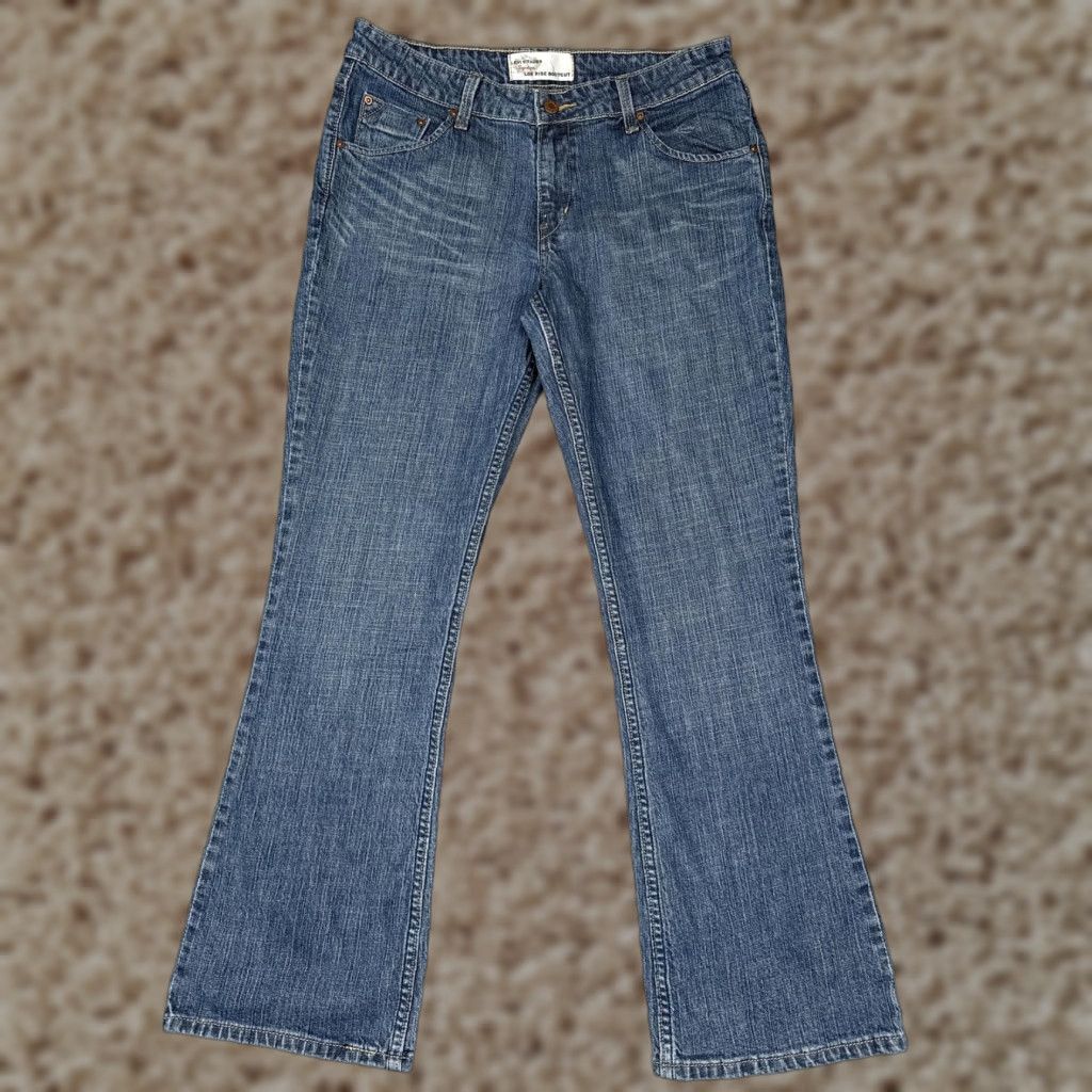 Vintage Levi Strauss Signature Jeans Womens 10 Short Blue Bootcut Jeans with Stretch 30x29 Low Rise 5-Pocket Denim Size 32" / US 10 / IT 46 - 1 Thumbnail