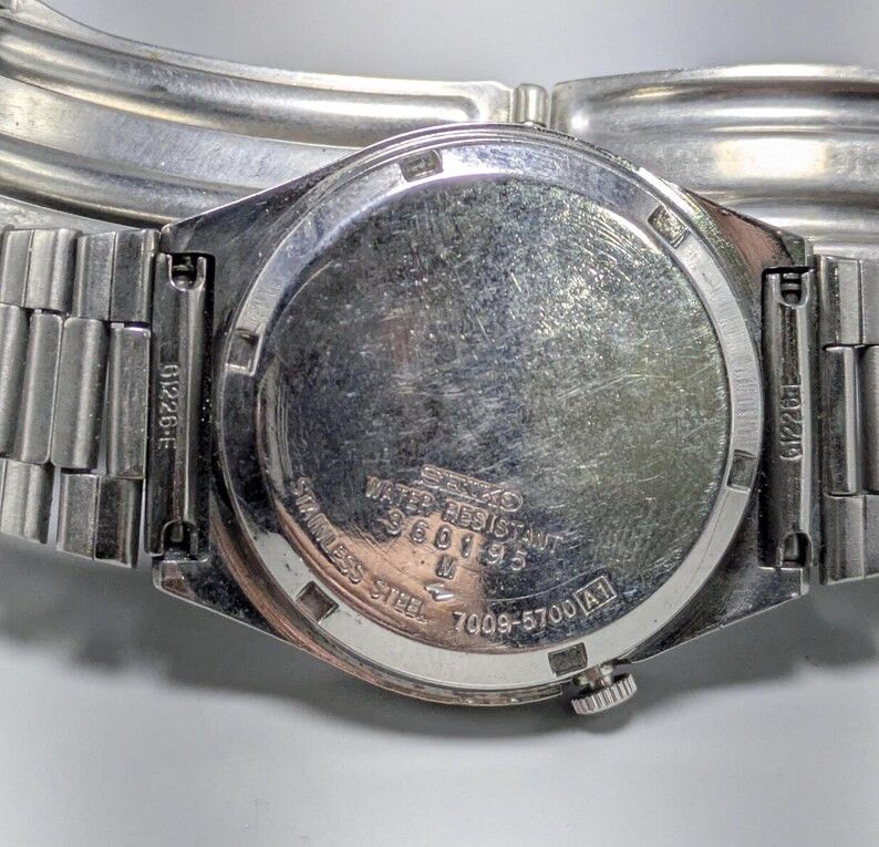 Seiko Rare Vintage Seiko 5 Automatic Day Date Movement Size ONE SIZE - 7 Thumbnail