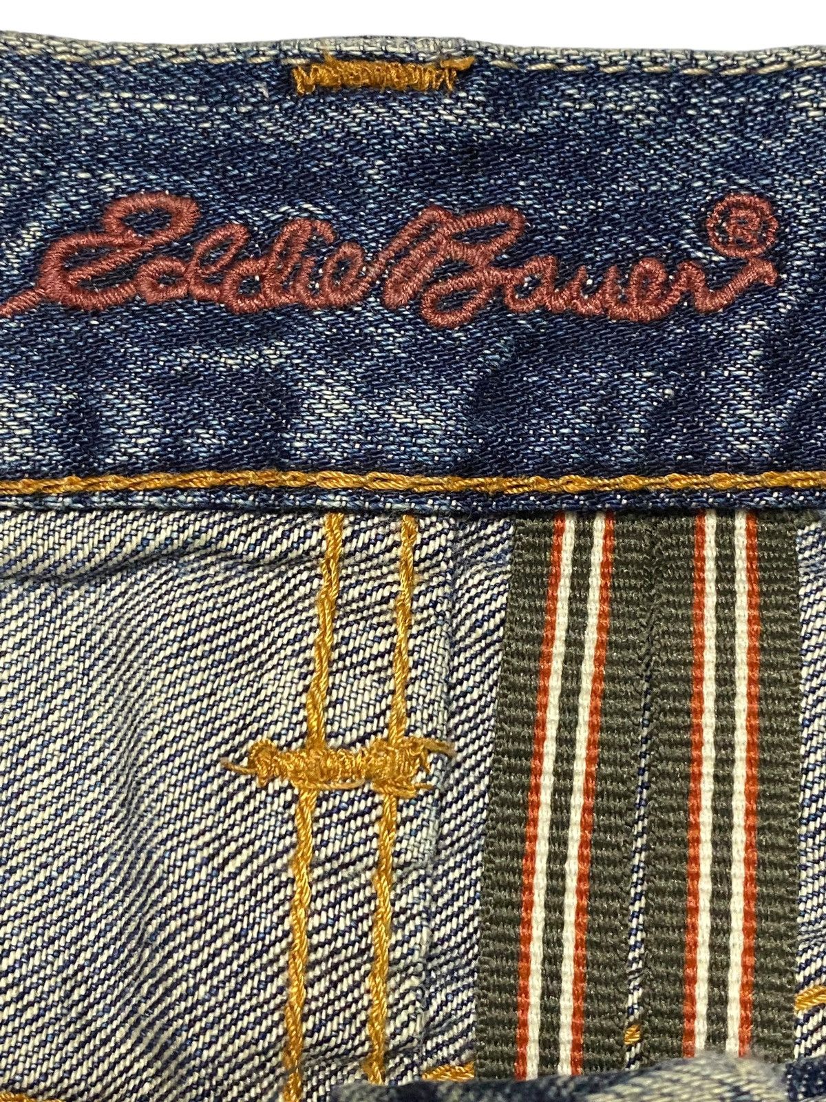 Eddie Bauer Vintage Eddie Bauer Premium Mud Wash Distressed Loose Jeans Size US 32 / EU 48 - 10 Thumbnail