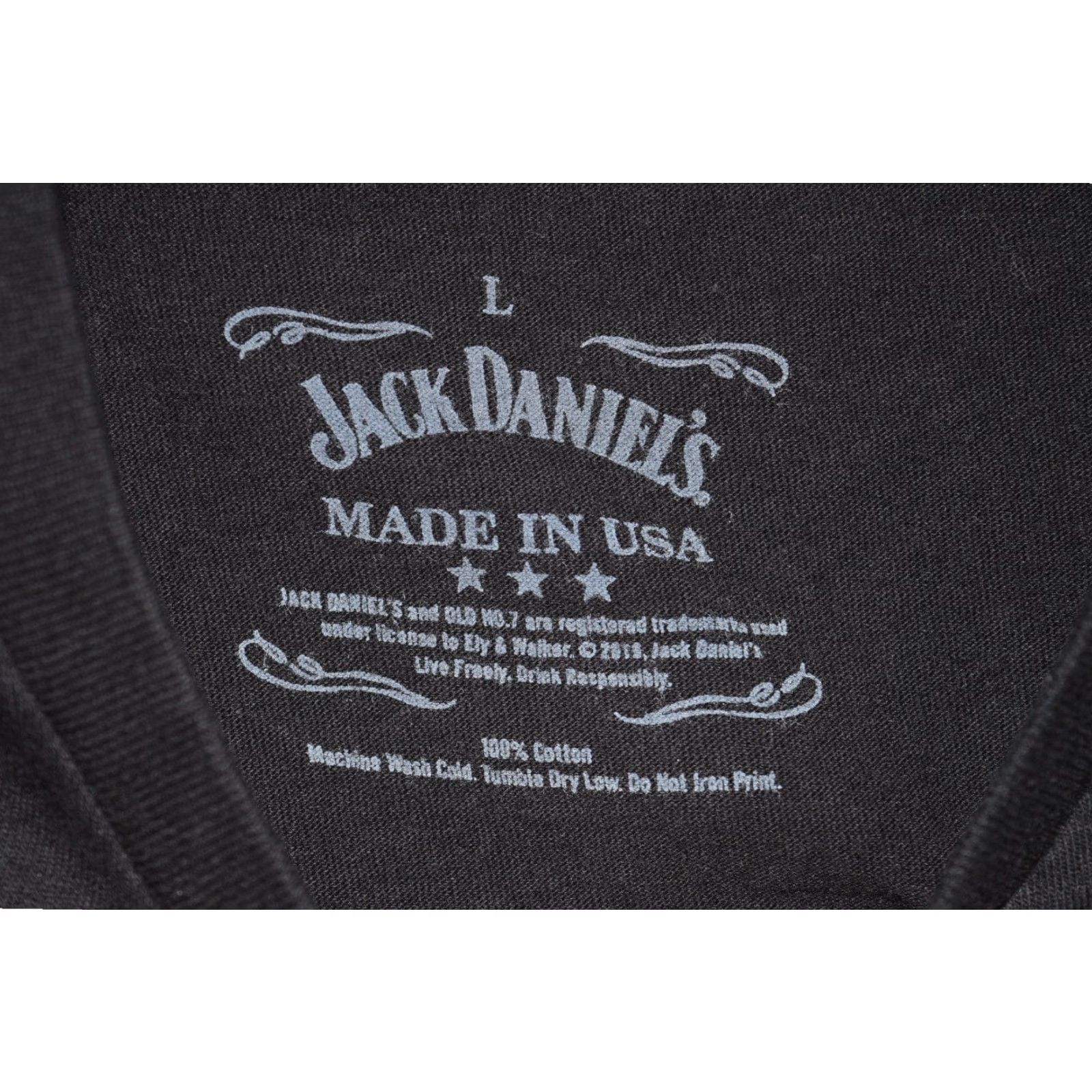 Vintage JACK DANIELS T-Shirt Mens Large Black Graphic Whiskey USA Flag Made in America Size US L / EU 52-54 / 3 - 3 Thumbnail