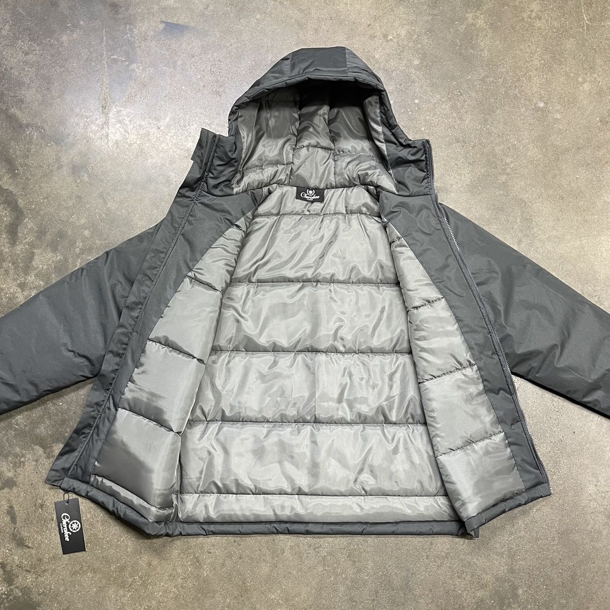 Cherokee Cherokee Casino Grey Puffer Jacket Quilted Hooded NWT Size US L / EU 52-54 / 3 - 3 Thumbnail