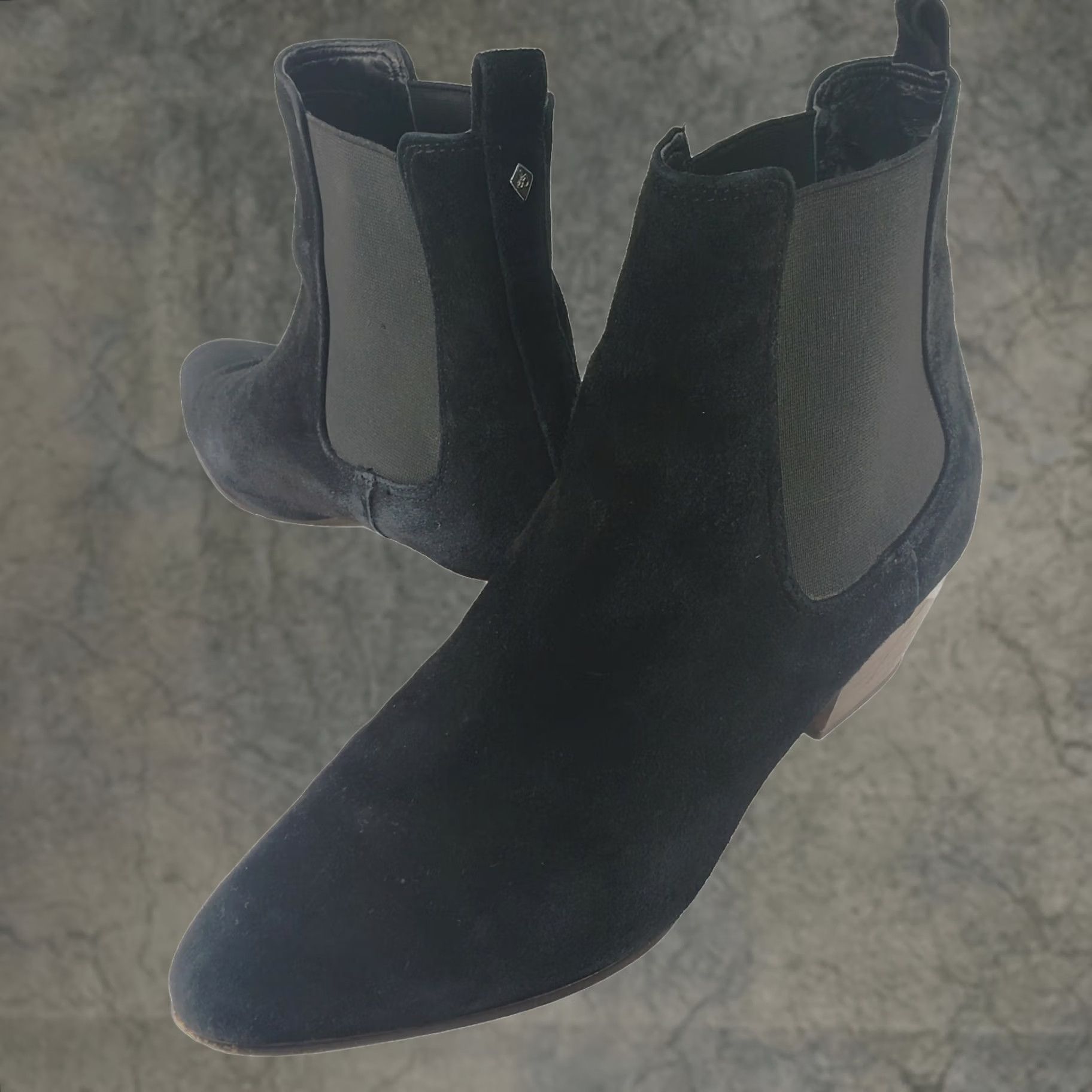 Sam Edelman Sam Edelman Chelsea Boots Women's 8.5B Black Leather Pull On Pointed Toe Block Heel Ankle Boots Size US 9 / IT 39 - 1 Thumbnail