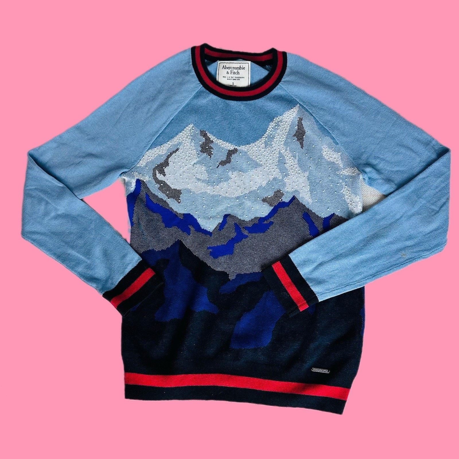 Abercrombie & Fitch Rare Abercrombie & Fitch Embellished Mountain Crew Sweater Size S / US 4 / IT 40 - 1 Thumbnail