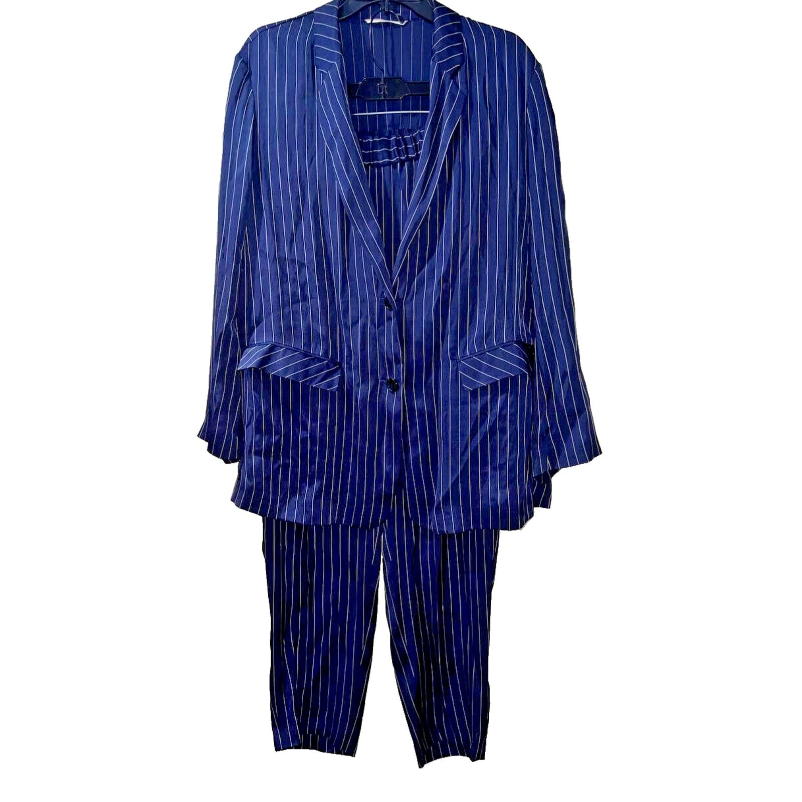 Hugo Boss Vintage HUGO BOSS women Blue Pinstripe Blazer XL 48 A000086 Size XL / US 12-14 / IT 48-50 - 1 Thumbnail