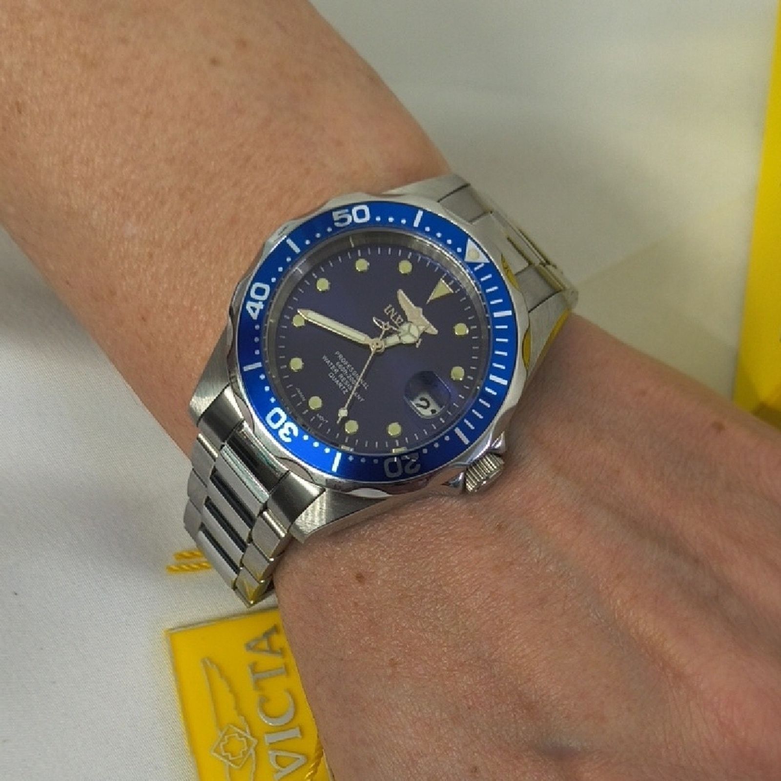Invicta Like New - Invicta Diver Blue Dial Stainless Steel Women's Size 38 - 1 Thumbnail