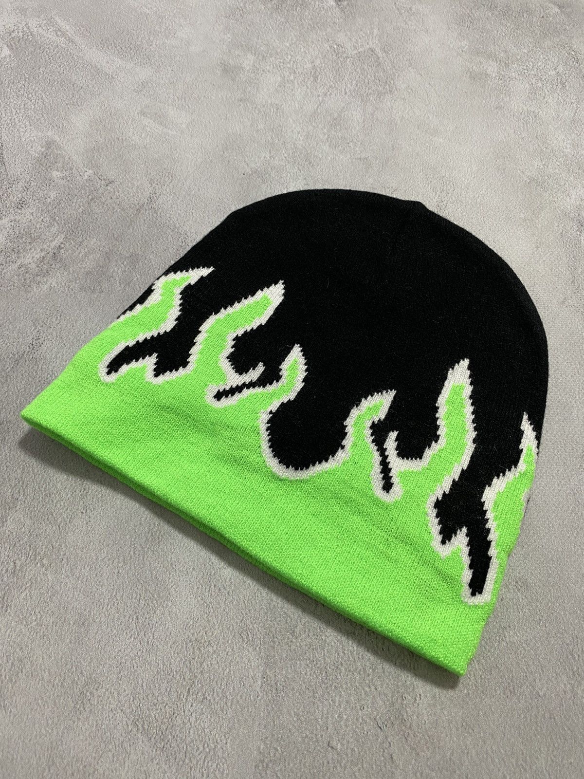 Japanese Brand Vintage 90s Y2K Beanie 🐲GREEN FIRE🔥 Man Punk Japanese style Size ONE SIZE - 2 Thumbnail