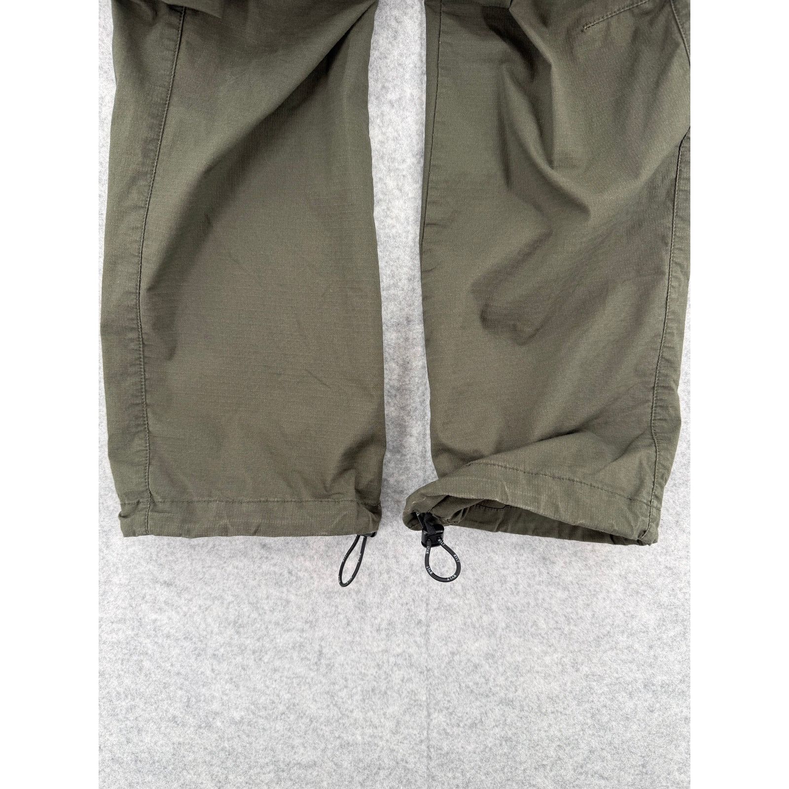 BYLT Premium Basics BYLT Premium Basics Cotton Olive Green Cargo Pants Size 31 Size US 31 - 14 Thumbnail