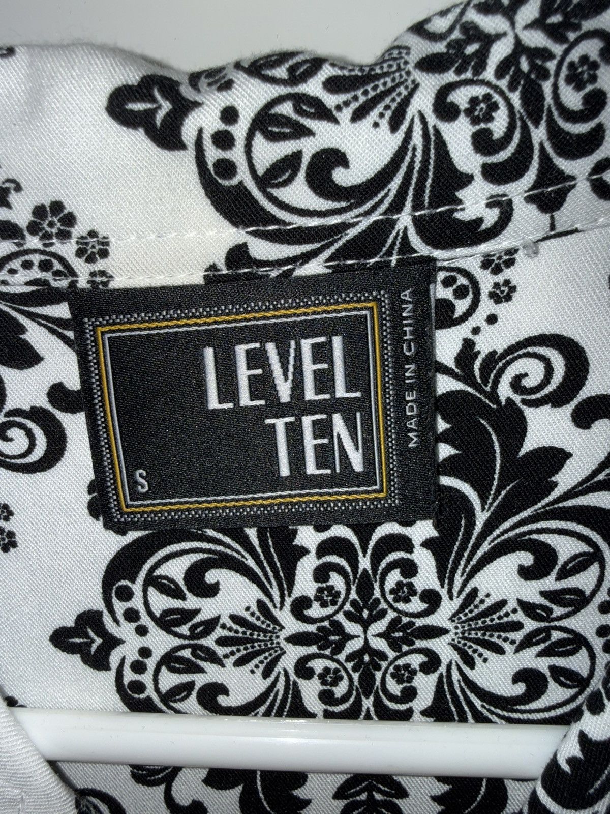 Other Vintage Black & White Baroque Print Button-Up Shirt Size US S / EU 44-46 / 1 - 7 Thumbnail