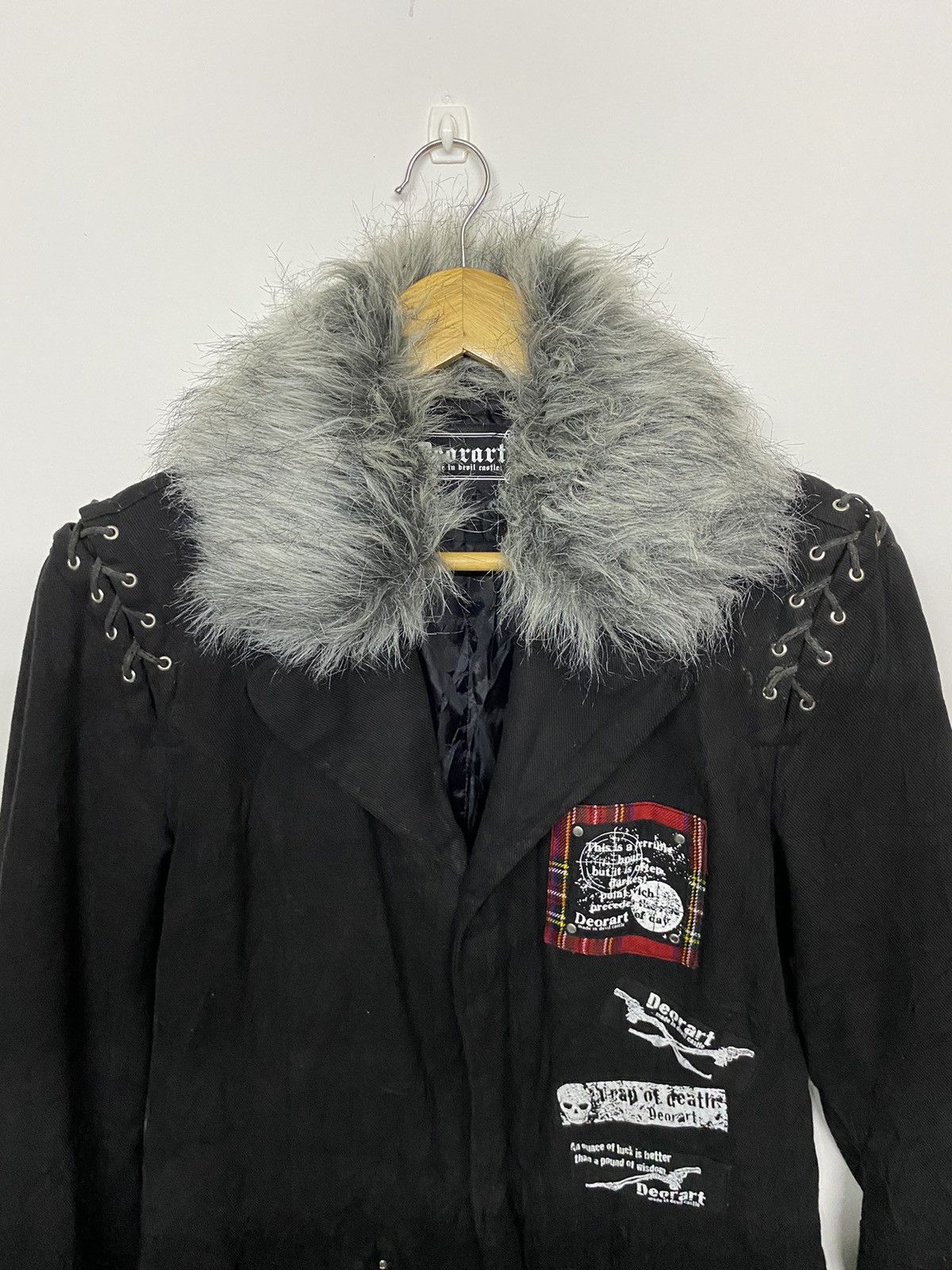 Japanese Brand Black Deorart Gothic Punk Jacket Faux Fur Collar Patches Size US M / EU 48-50 / 2 - 2 Thumbnail
