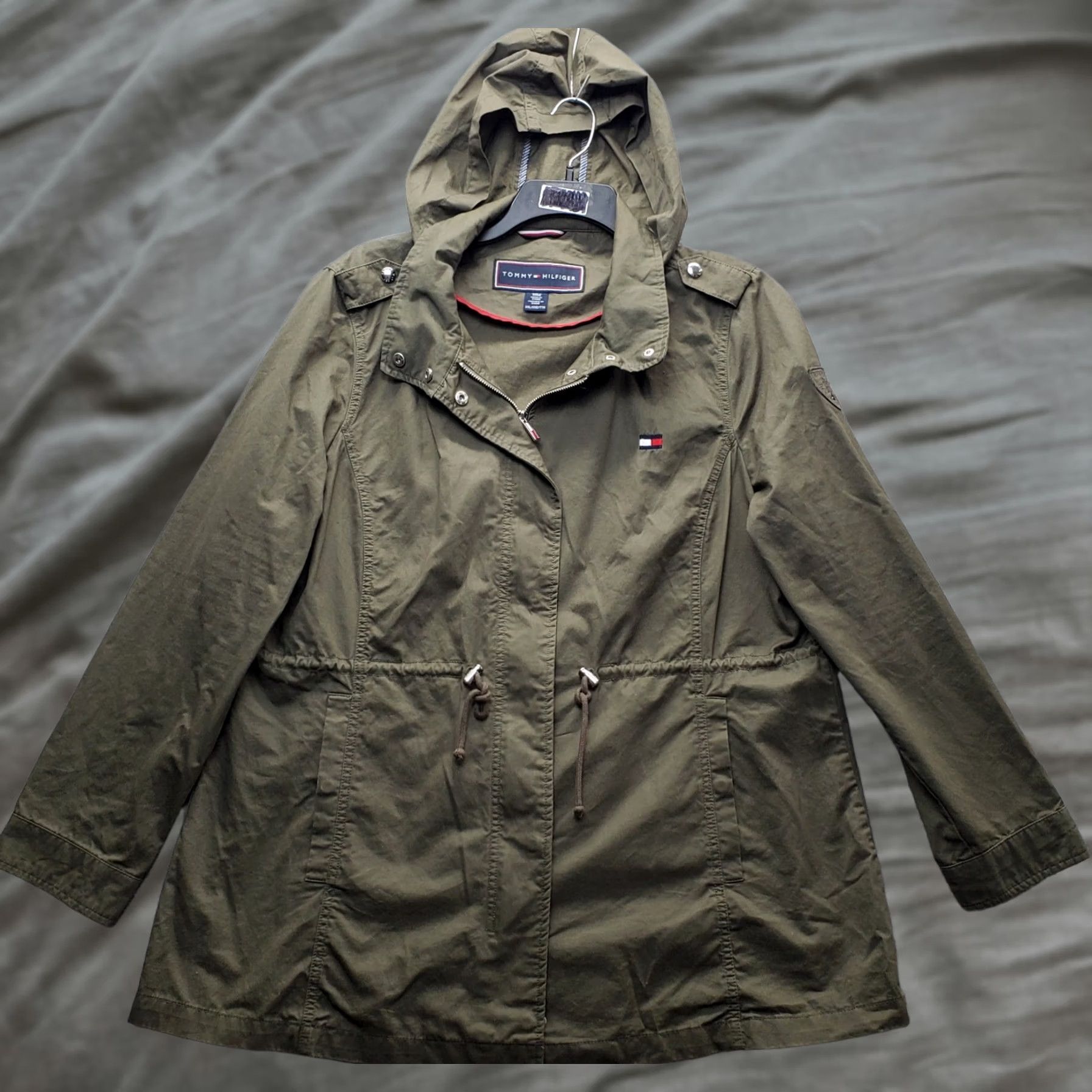 Tommy Hilfiger Tommy Hilfiger Jacket Womens XXL Green Hooded Full Zip Snap Pockets Casual Outdoor Size XXL / US 16-18 / IT 52-54 - 1 Thumbnail