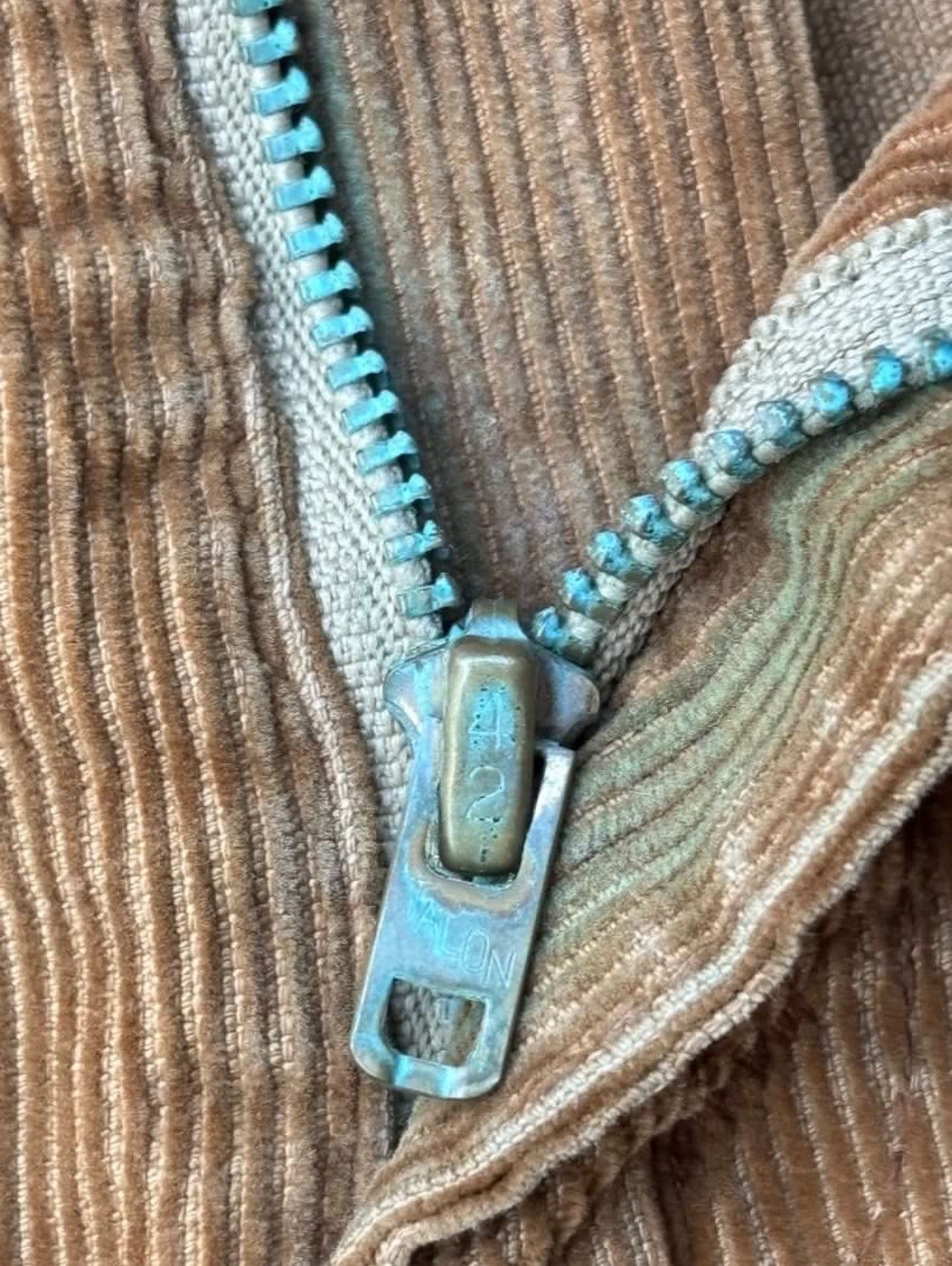 Vintage Vintage 80’s Distressed Levi’s Corduroy Size US 30 / EU 46 - 6 Thumbnail