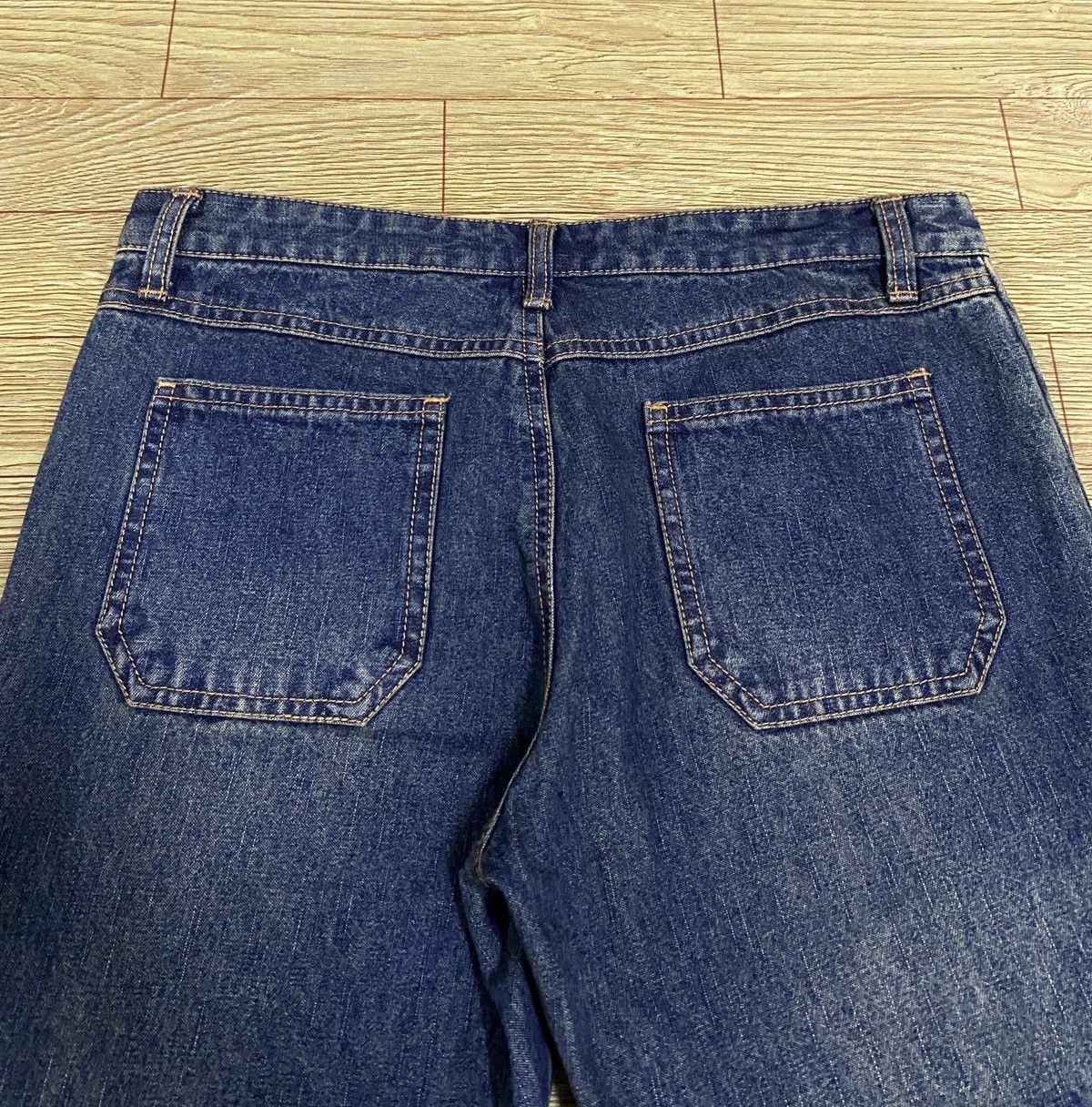 Le Grande Bleu (L.G.B.) Very Rare Vintage Brand Jouer Aux Eshecs Flared Jeans 1990s Size US 28 / EU 44 - 4 Thumbnail