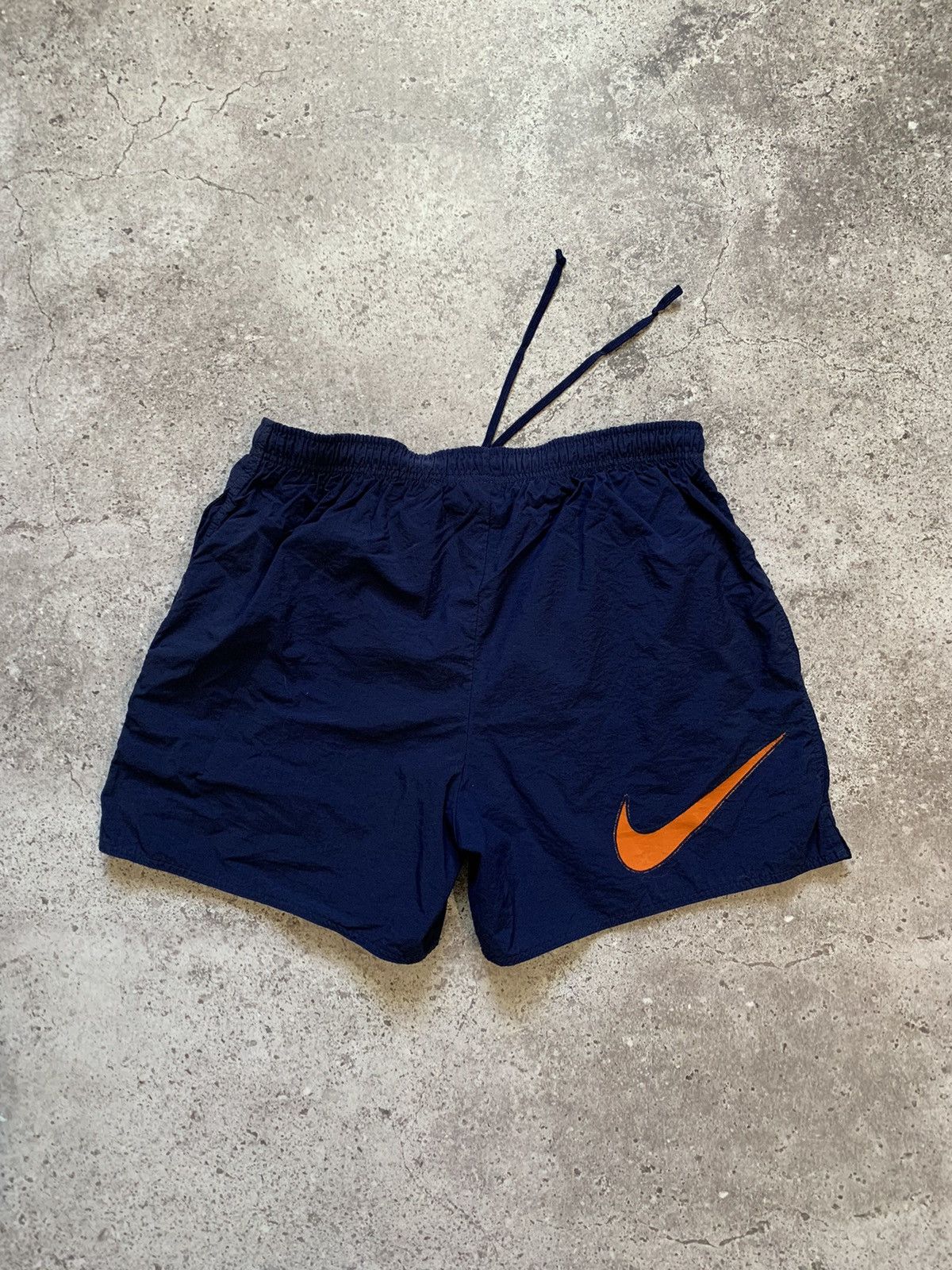 Nike × Vintage 00s Vintage Nike Big Logo Drill Shorts Rare Size US 26 / EU 42 - 1 Thumbnail