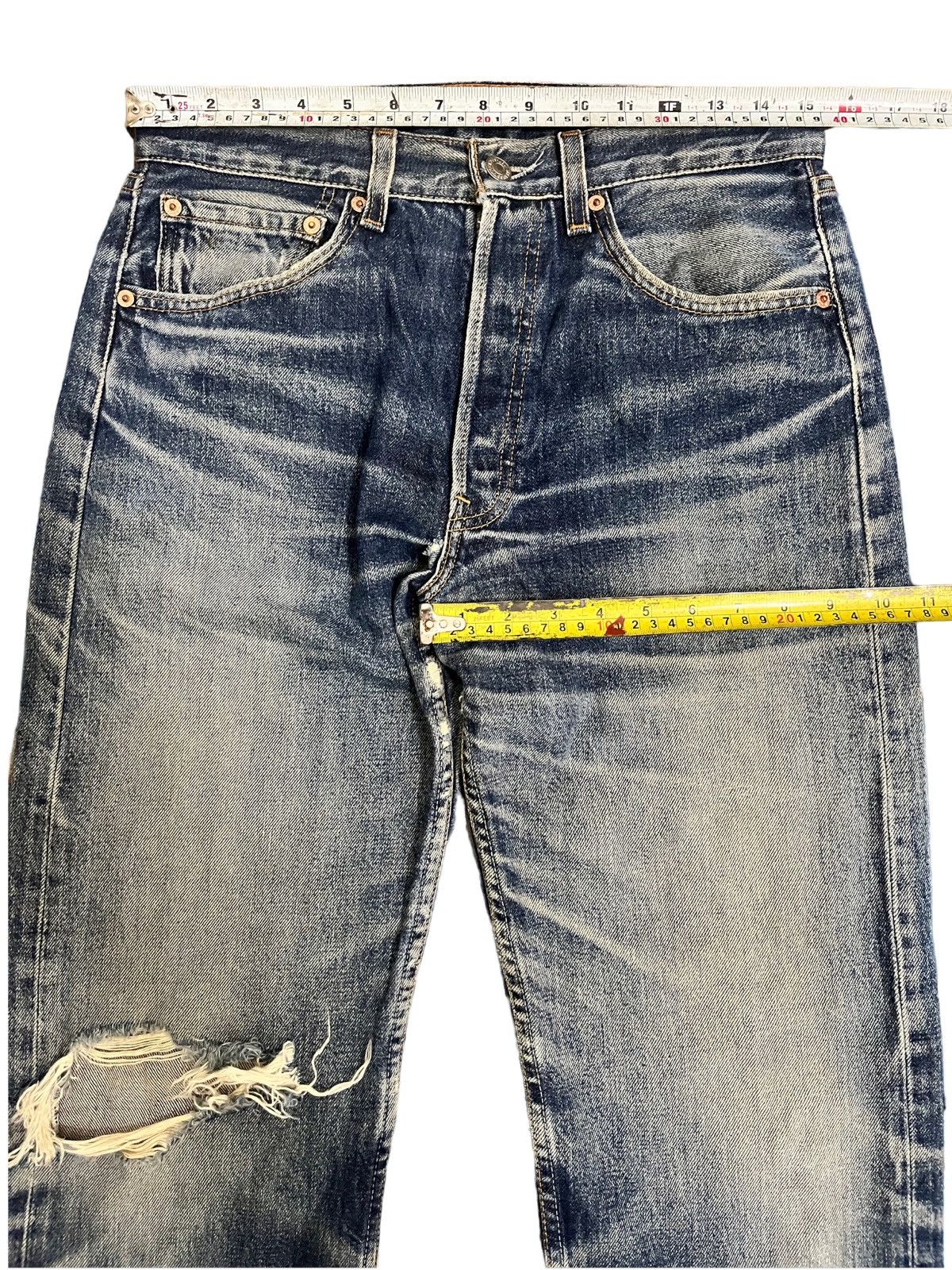 Levi's Vintage Levi’s 501 Dirty Blue Button 553 Jeans Size US 29 - 17 Thumbnail