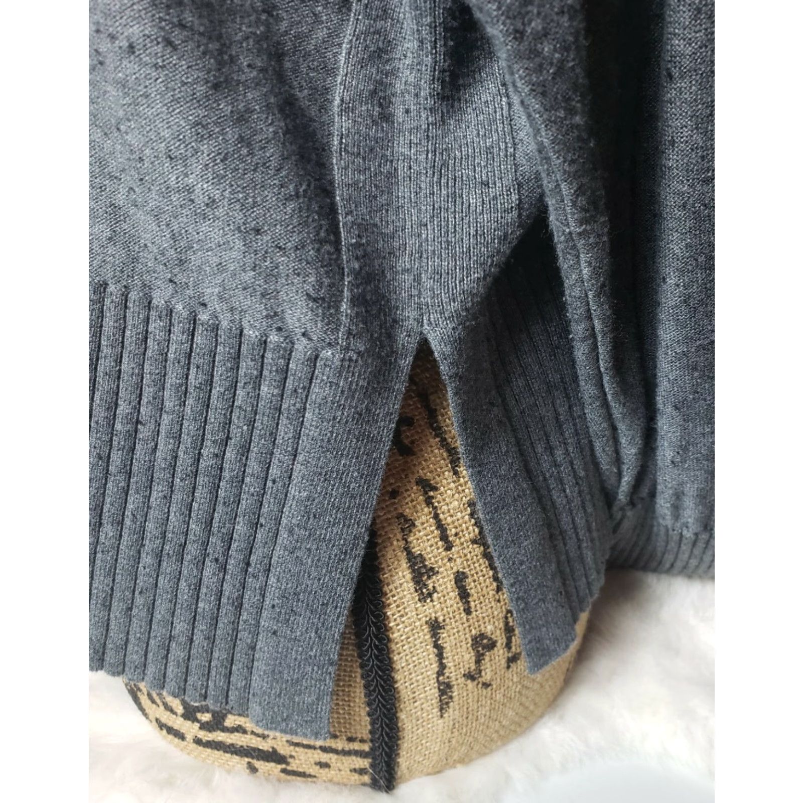 Loft VINTAGE Lou & Grey Loft Cropped Flecked Drop Shoulder Sweater-Size M Size M / US 6-8 / IT 42-44 - 3 Thumbnail