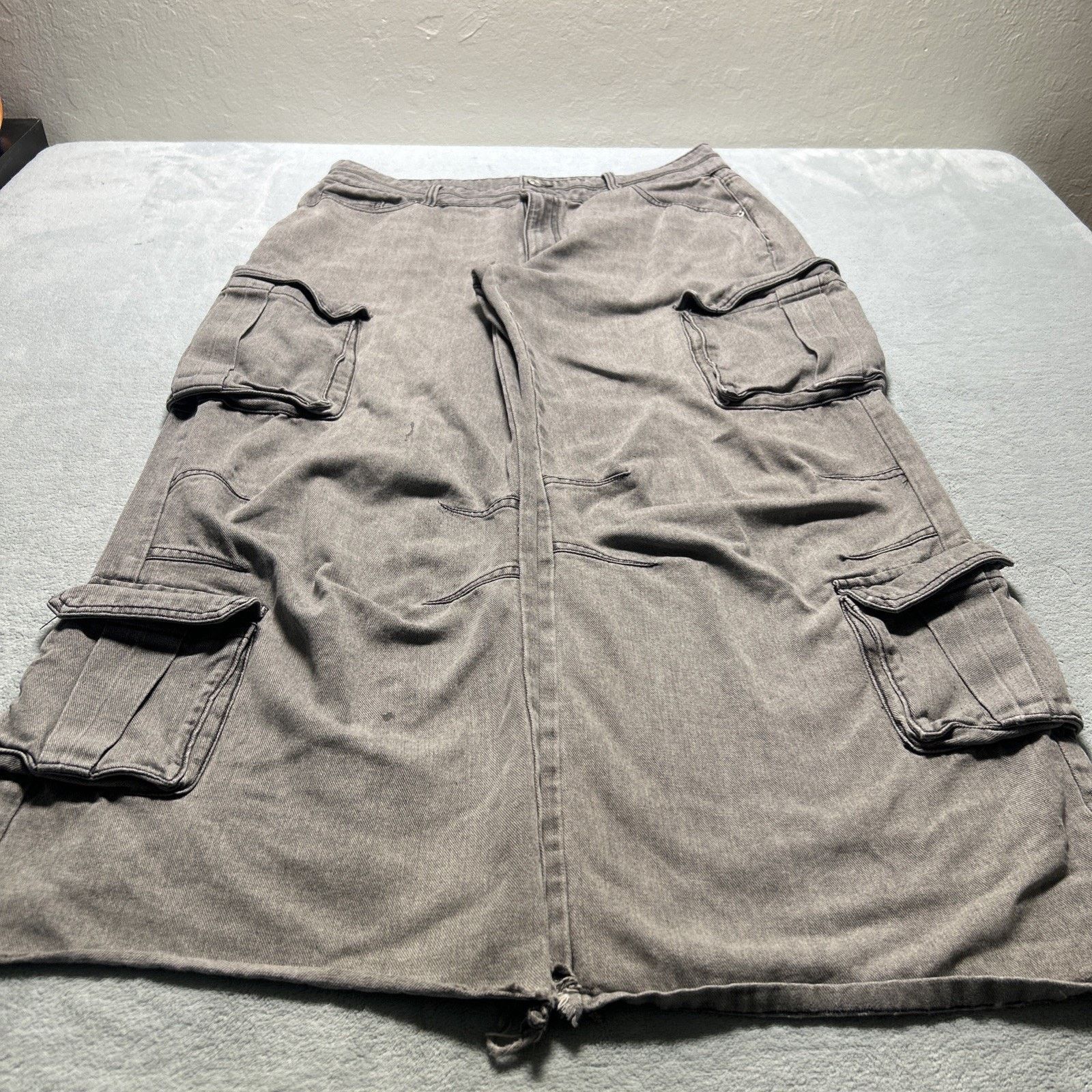 Tripp NYC Cargo Beyond Baggy Jeans Women XL 37x29 Hamilton Wide Ripped Size 37" - 1 Thumbnail