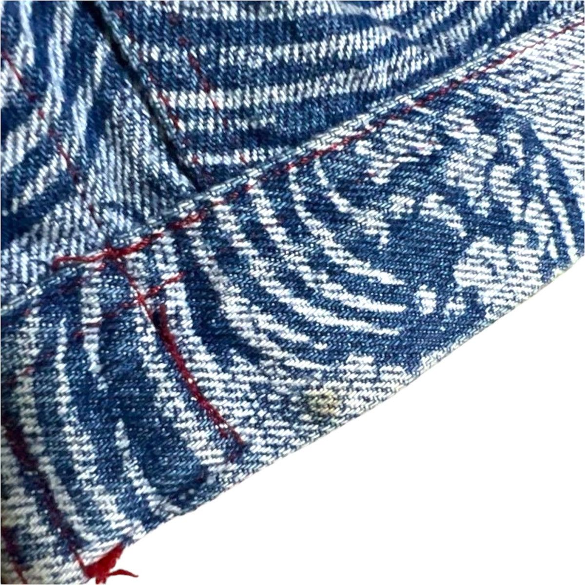 Vintage × Vivienne Westwood Vivienne Westwood The Great Wave Print Denim Jacket Size M / US 6-8 / IT 42-44 - 4 Thumbnail