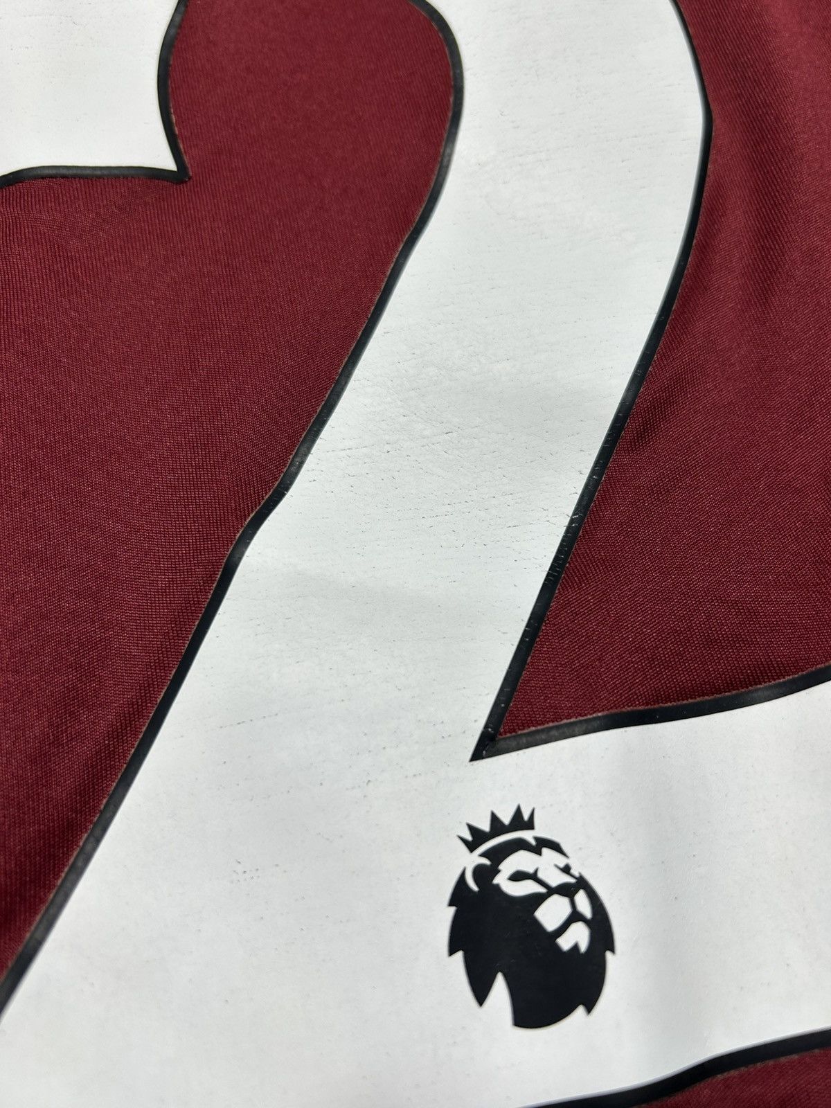 Puma FC Burnley #12 Brady 2017 Soccer Jersey Size L Size US L / EU 52-54 / 3 - 15 Thumbnail