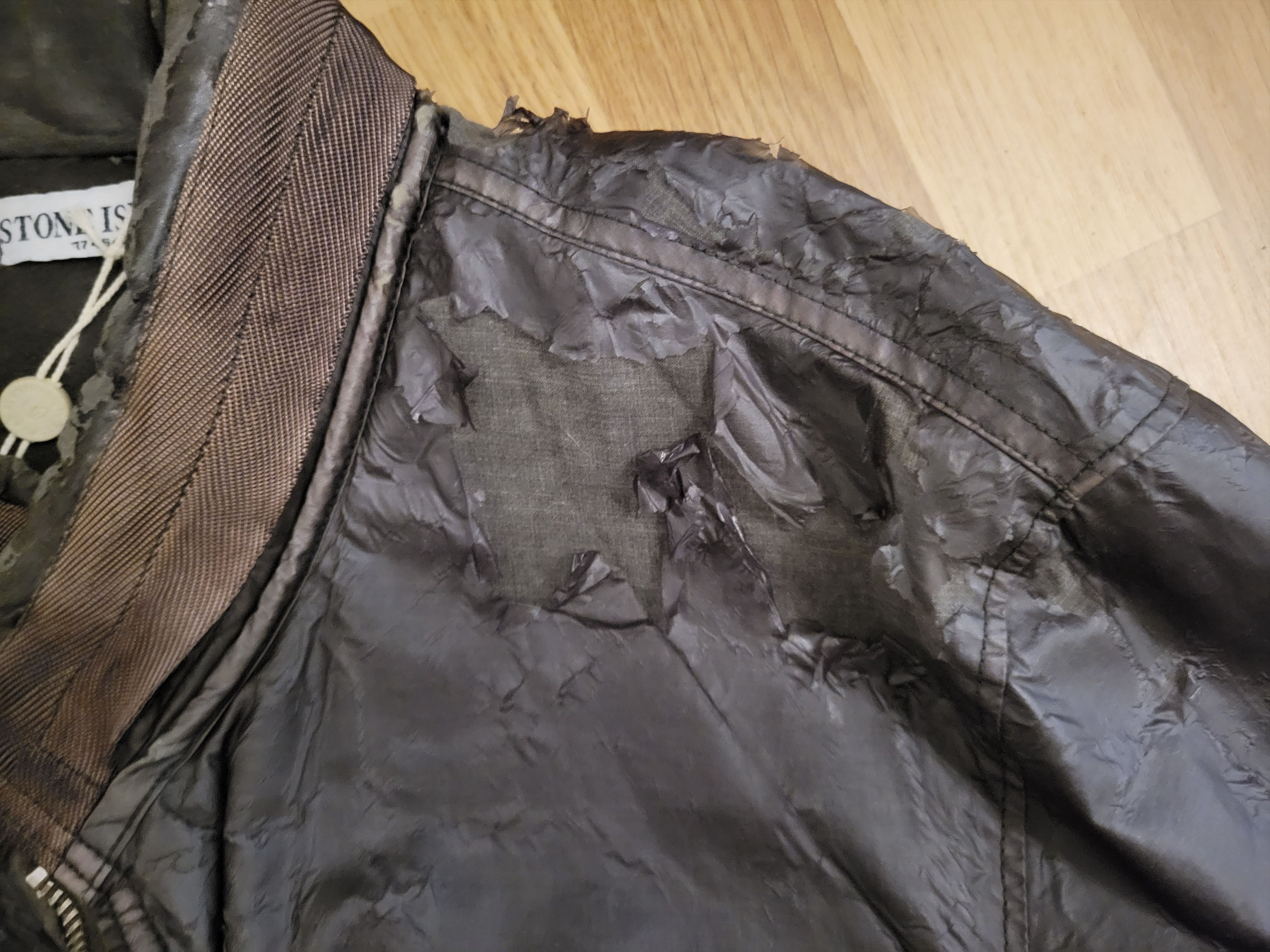 Stone Island Stone Island wax jacket Size US L / EU 52-54 / 3 - 8 Thumbnail