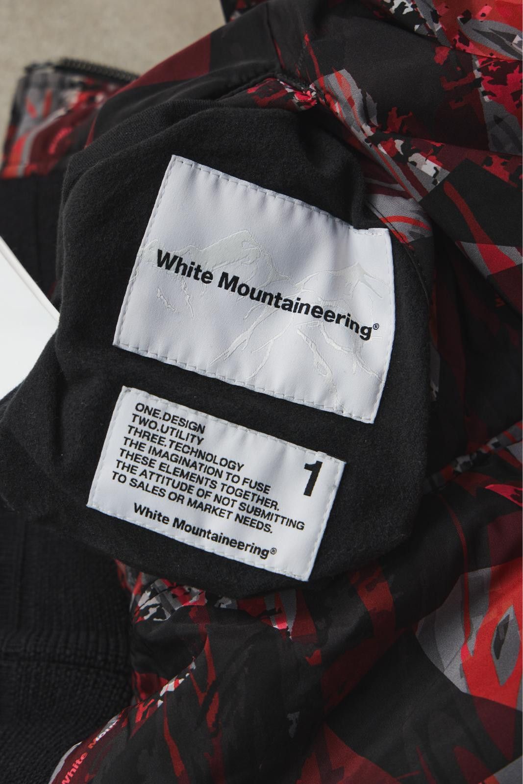 White Mountaineering white Mountaineering × FIELD CAMO PRINTED REVERSIBLE MA-1 Size US S / EU 44-46 / 1 - 11 Thumbnail