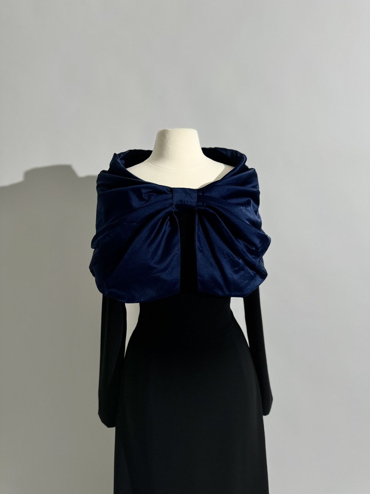 Other Brand New US 8 REEM ACRA Silk Cape Evening Gown Size M / US 6-8 / IT 42-44 - 4 Thumbnail