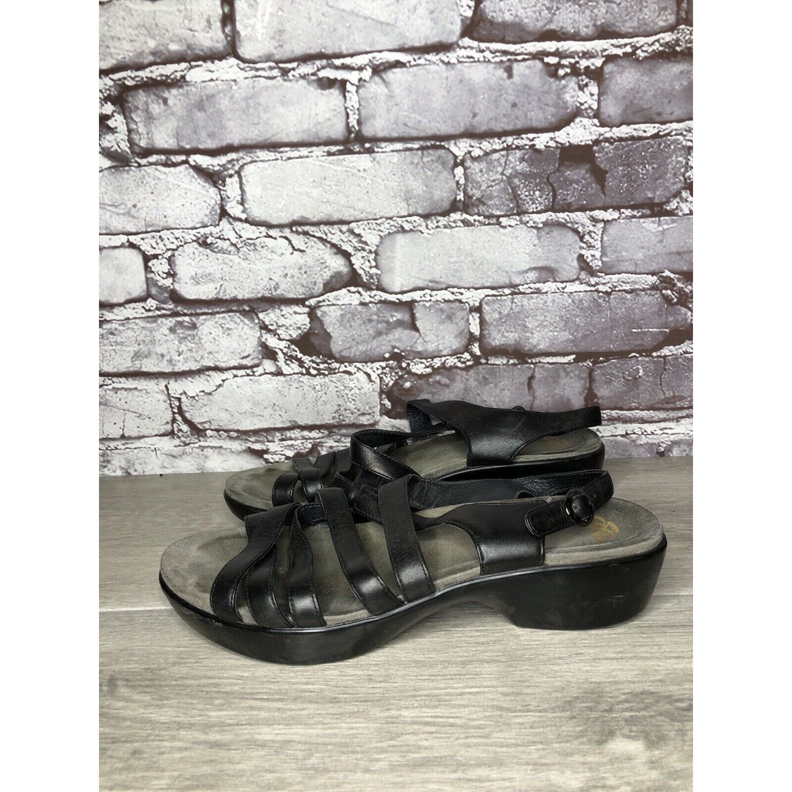 Other Dansko 2406020200 Black Leather Ankle Strap Heel Sandals Wom Size US 8 / IT 38 - 22 Thumbnail