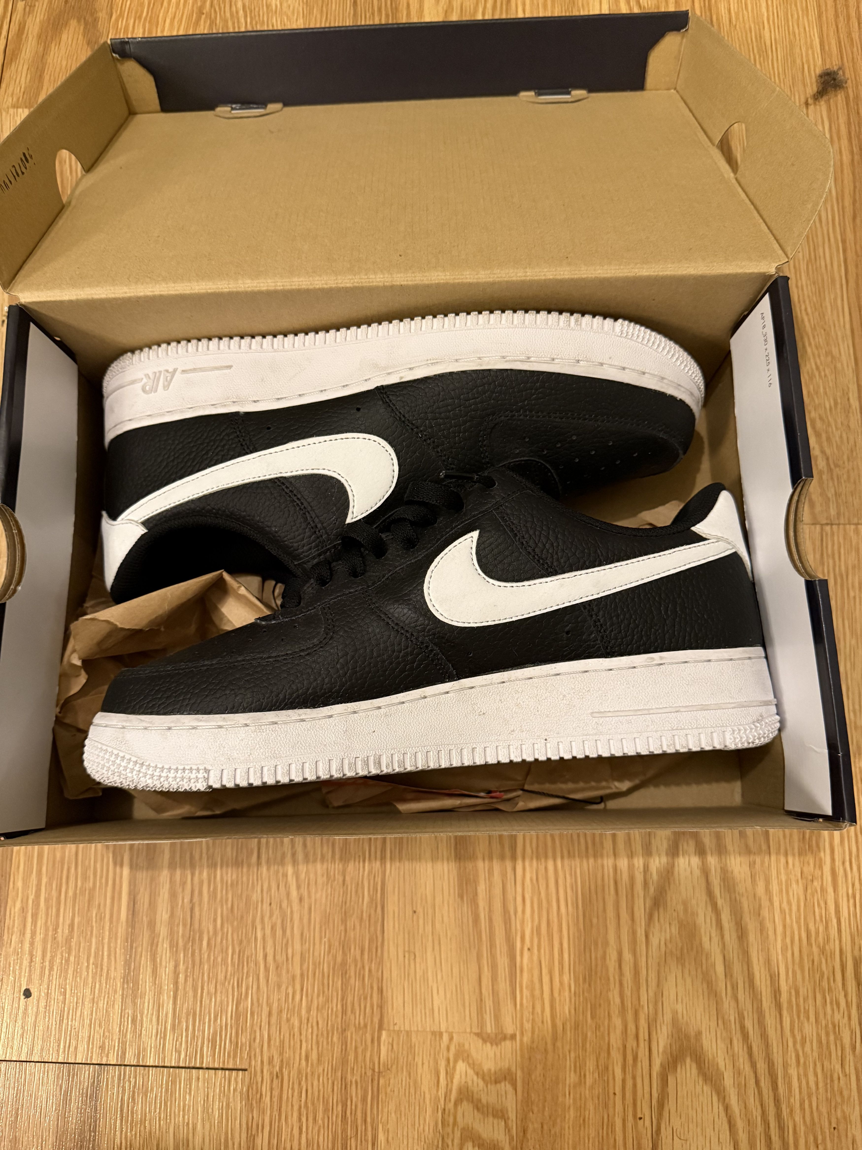 Nike Nike Air Force 1’ 07 black/white US 10 Size US 10 / EU 43 - 1 Thumbnail