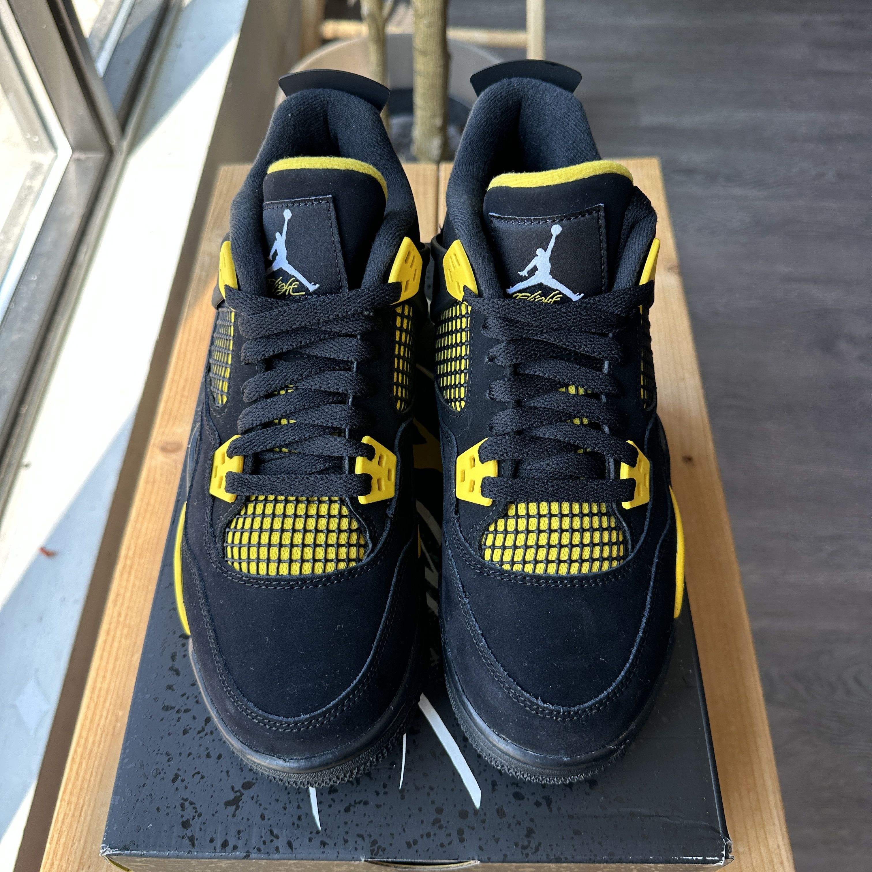 Jordan Brand Jordan 4 Retro Size US 7 / EU 40 - 2 Thumbnail