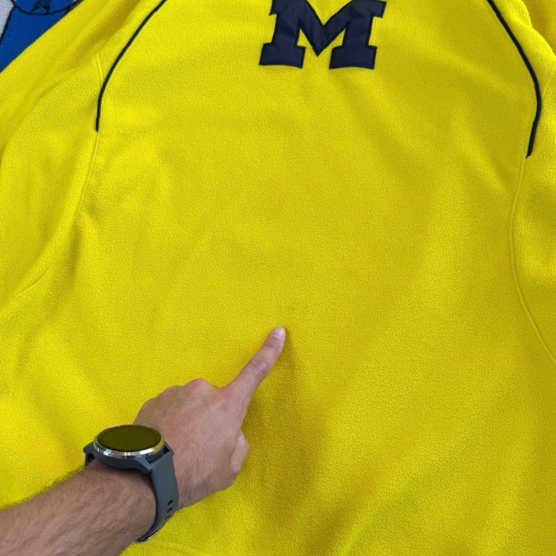 Adidas VINTAGE Adidas Sweatshirt University Of Michigan Fleece Pullover Size L Men Yellow Wolverines Size US L / EU 52-54 / 3 - 6 Thumbnail