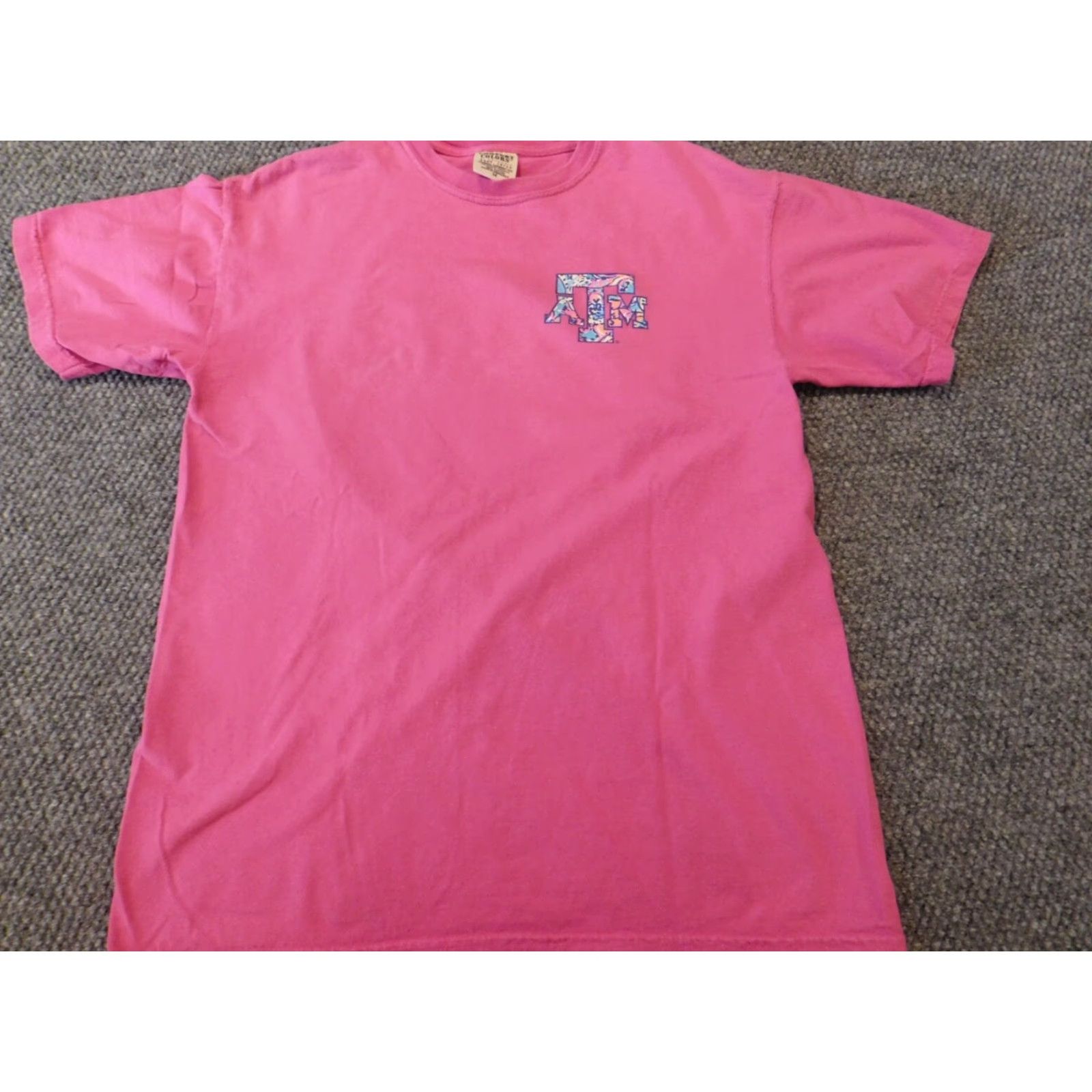 Comfort Colors Comfort Colors Mens Shirt Medium Pink Floral top classic Shirt Mens M Pink Classic Logo Breathable Short Sleeve Crew Neck Knit Cotton Size US M / EU 48-50 / 2 - 2 Thumbnail