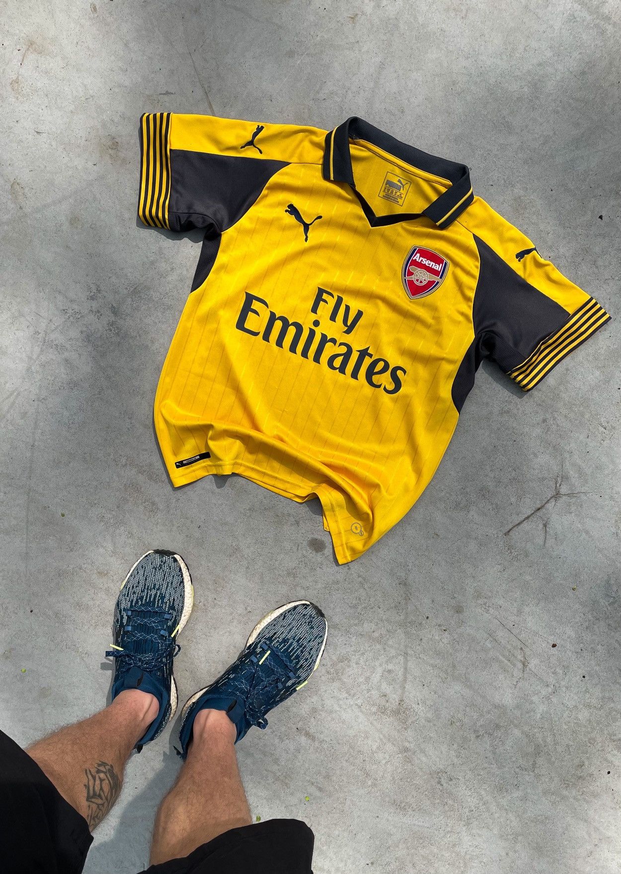 Camiseta Arsenal Temporada 2016/2017 - Talla L, PUMA - Detalle FA Cup, Para Adultos - De Segunda Mano