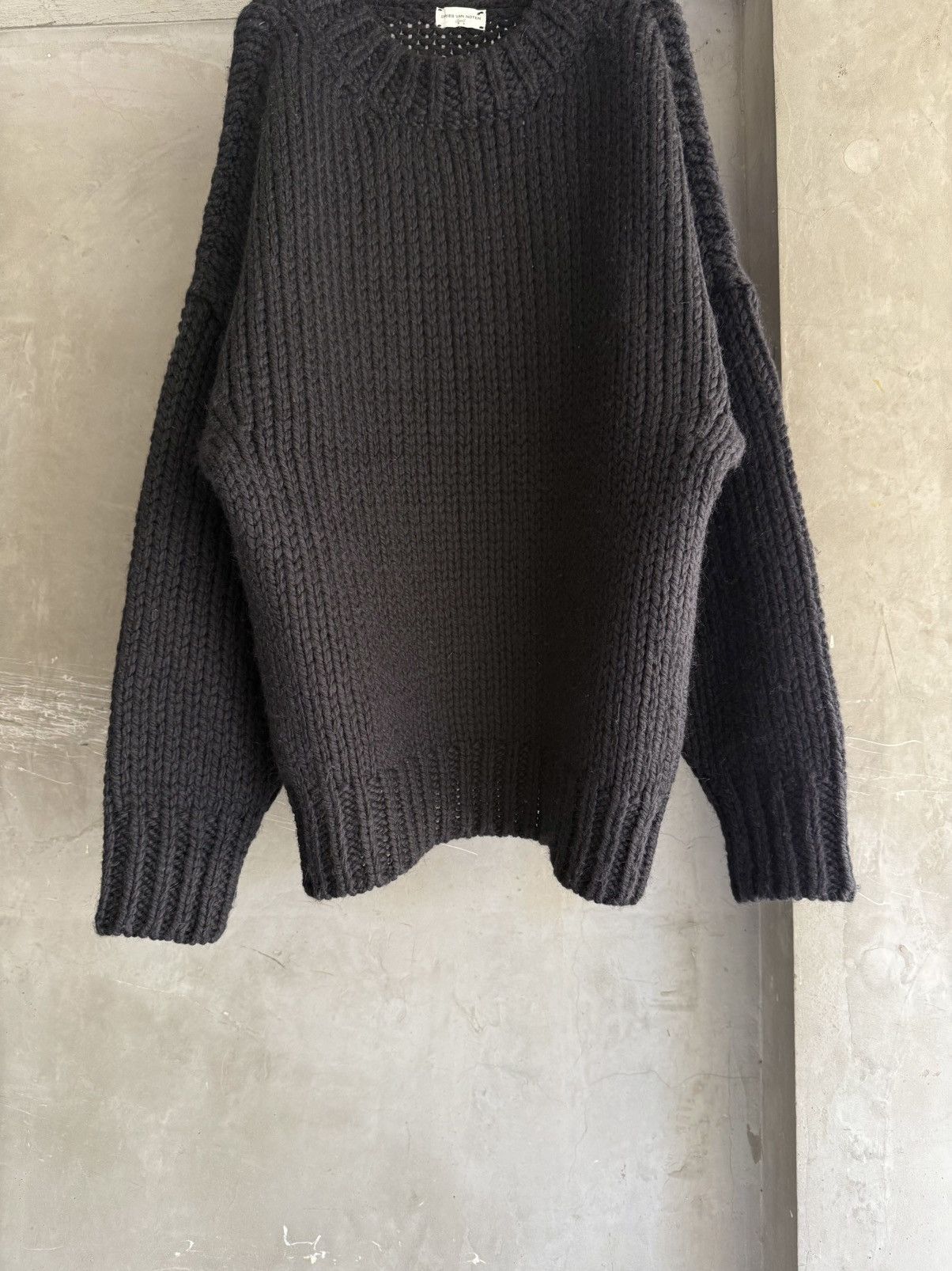 Dries Van Noten DRIES VAN NOTEN Archive Oversized Black Wool Mohair Knit Size US S / EU 44-46 / 1 - 3 Thumbnail
