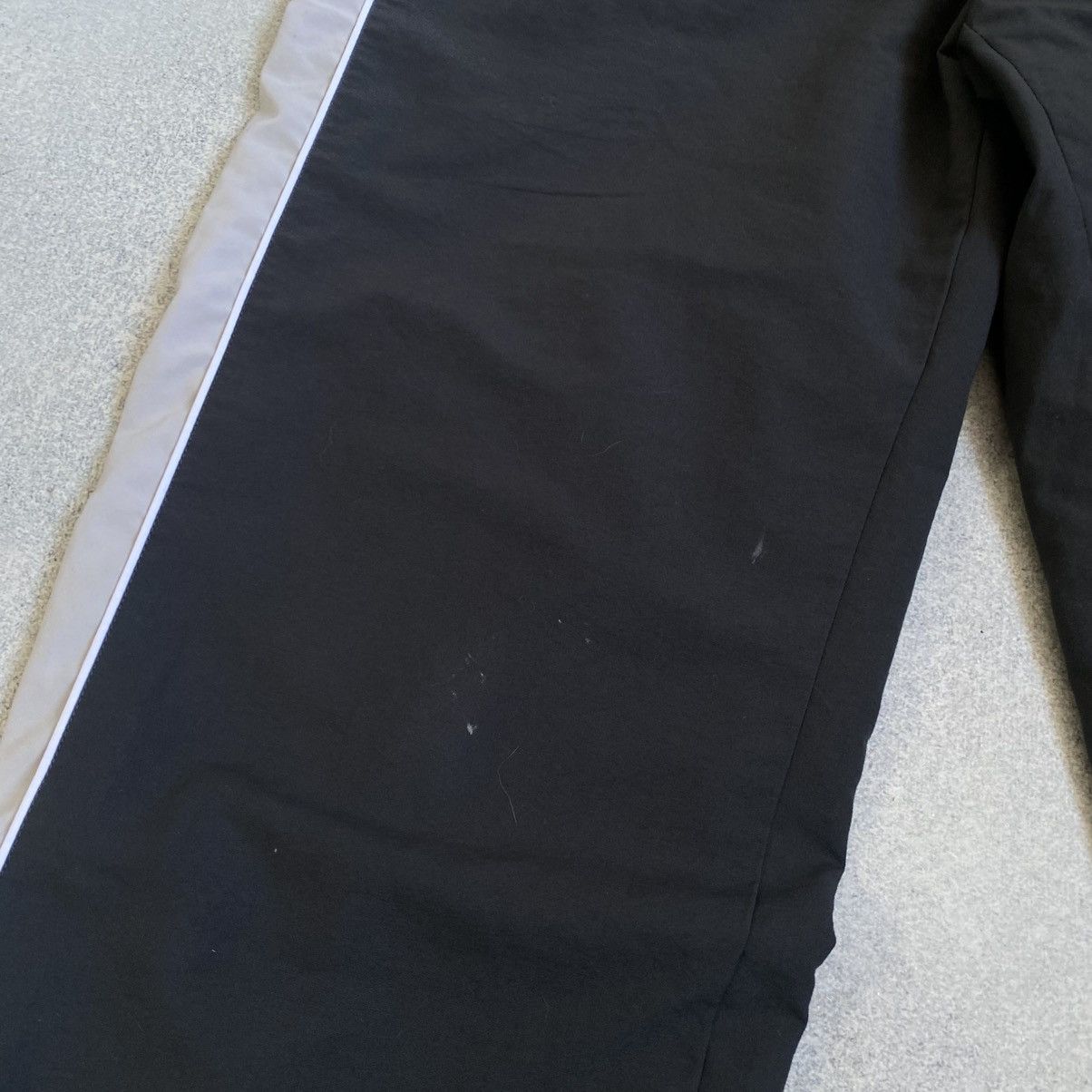 Nike Vintage Nike Track Pants Swoosh Y2K Baggy Sweatpants Size US 38 / EU 54 - 7 Thumbnail